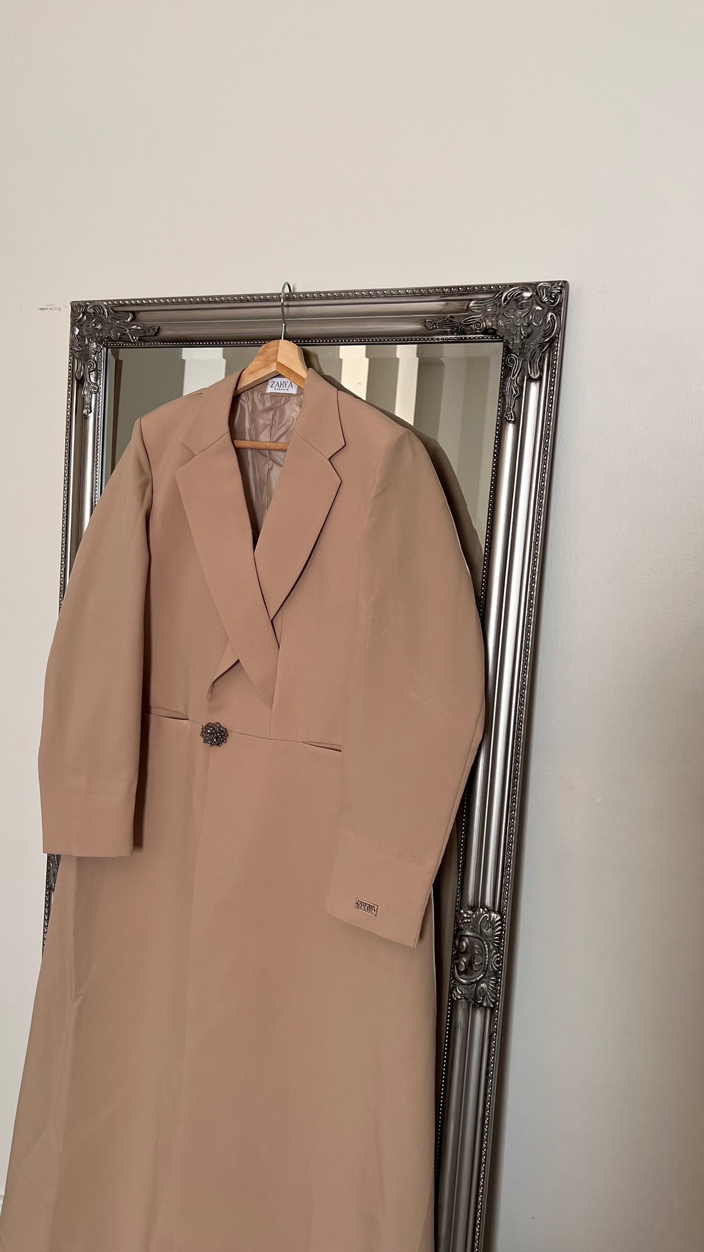 Royal blazer in brown beige ( fawri )