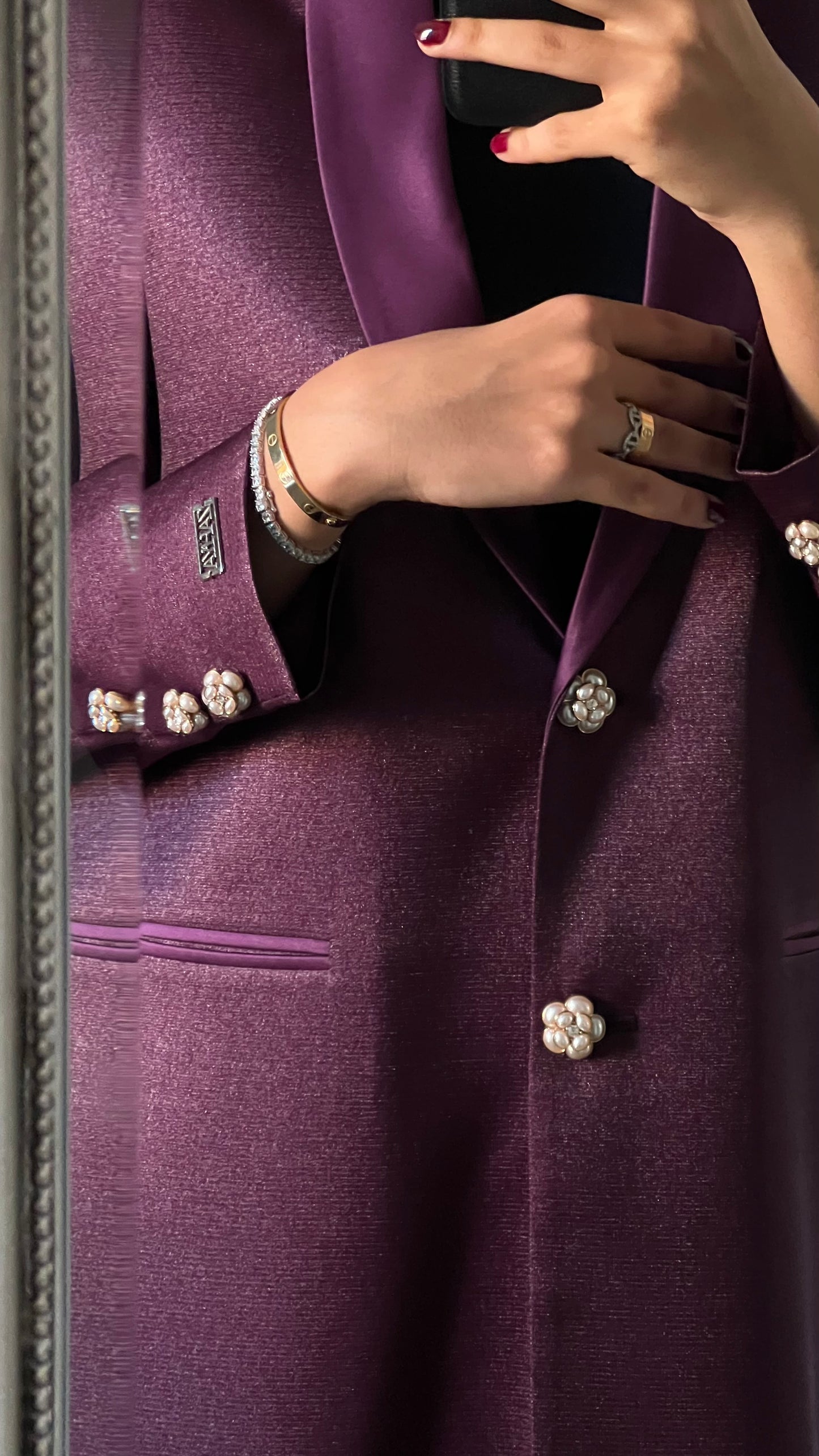 Glamour in dark purple