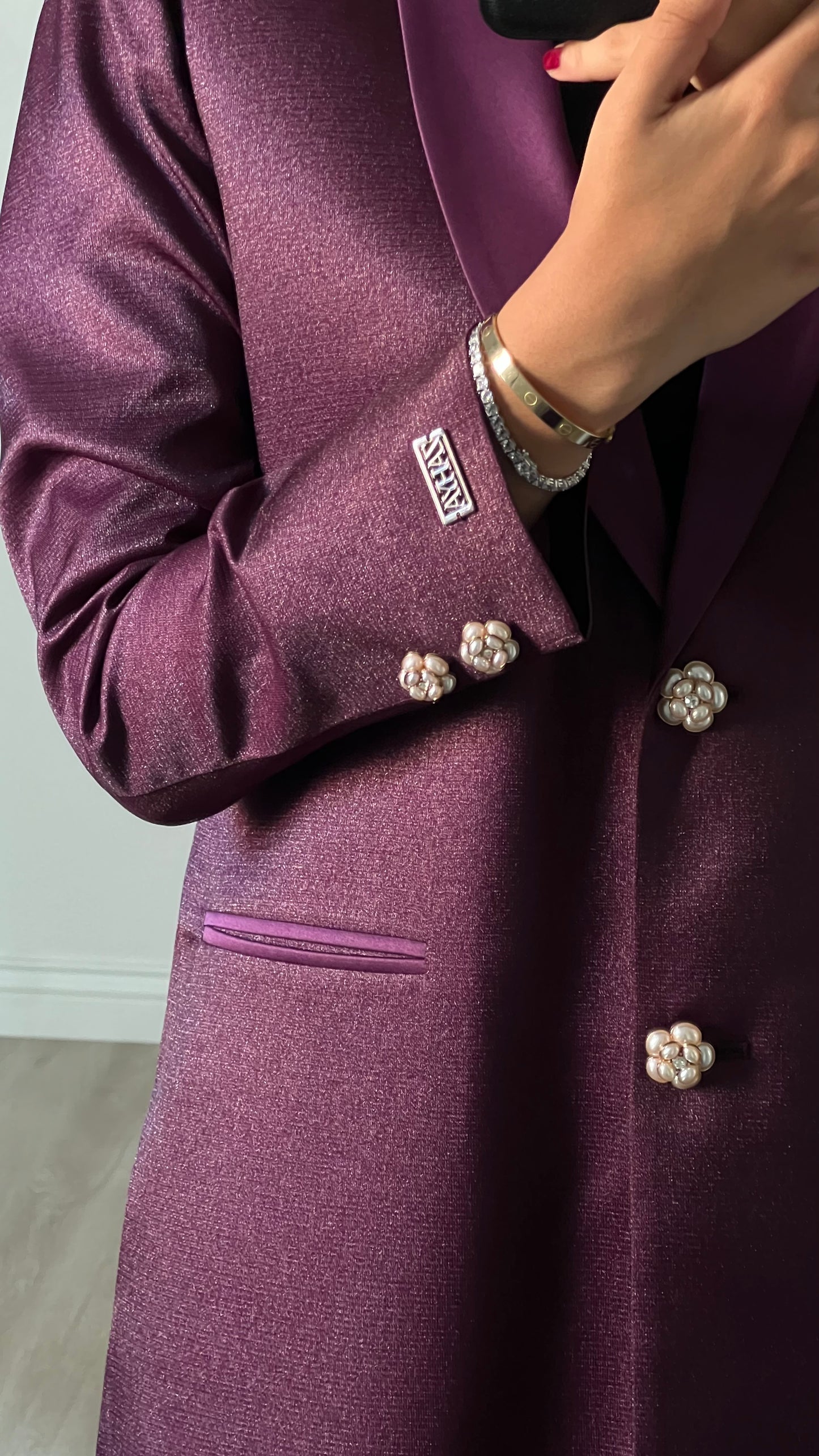 Glamour in dark purple
