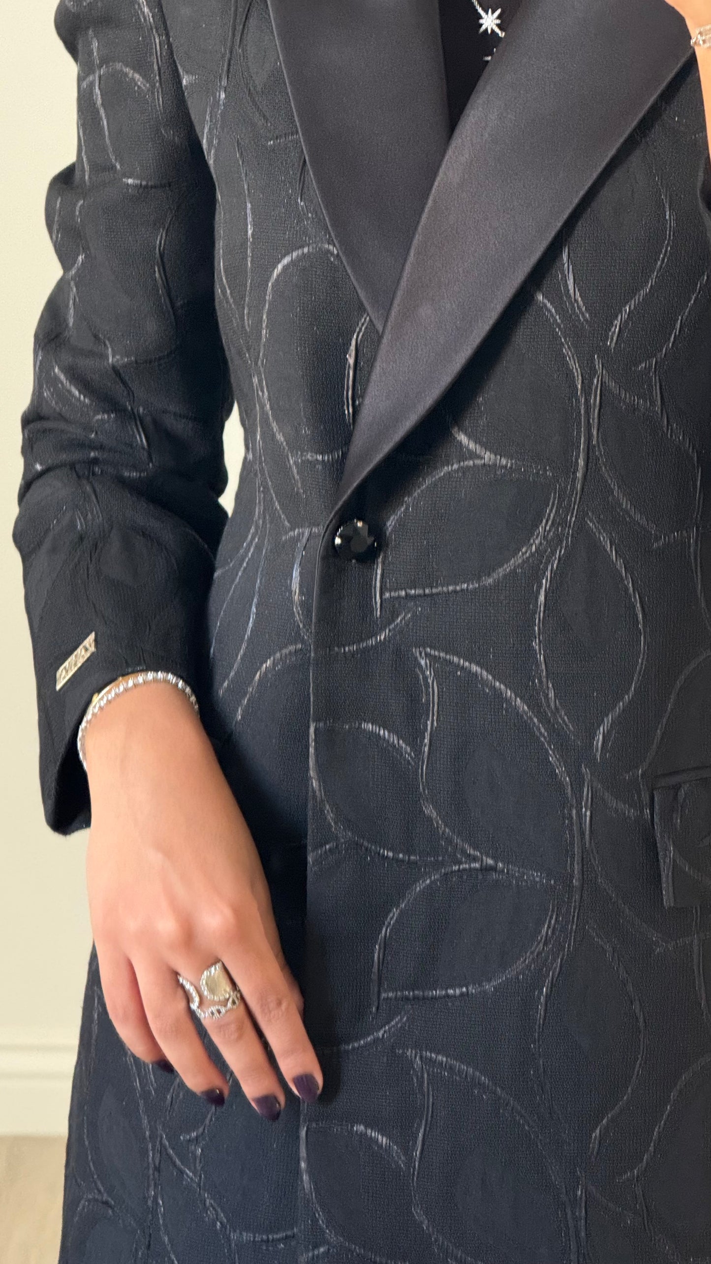 Black Leaf Jacquard