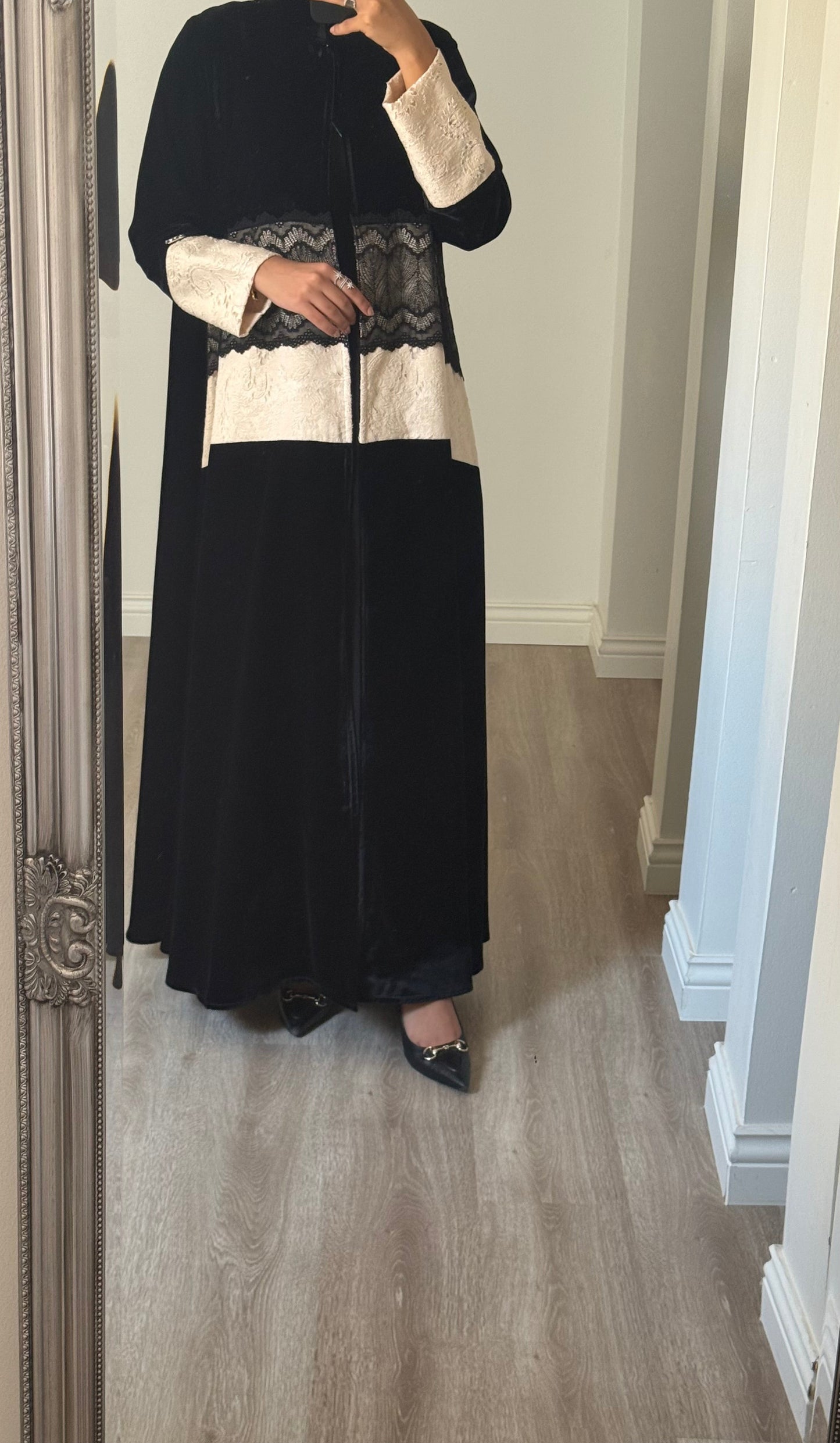Lace velvet abaya