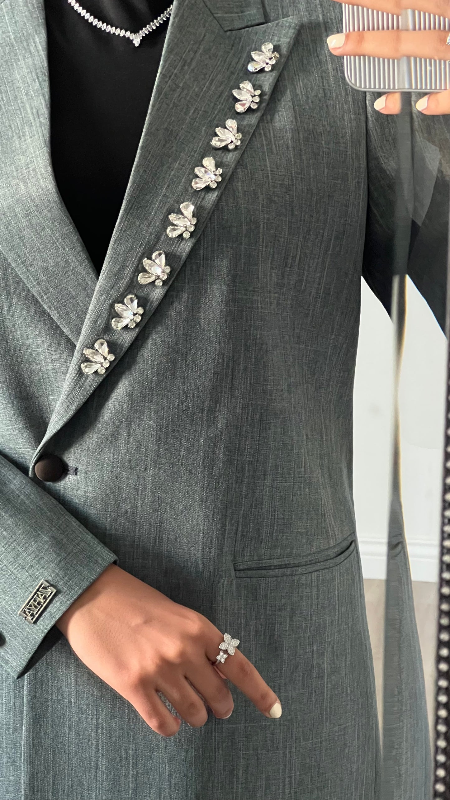 Linen crystals blazer in green