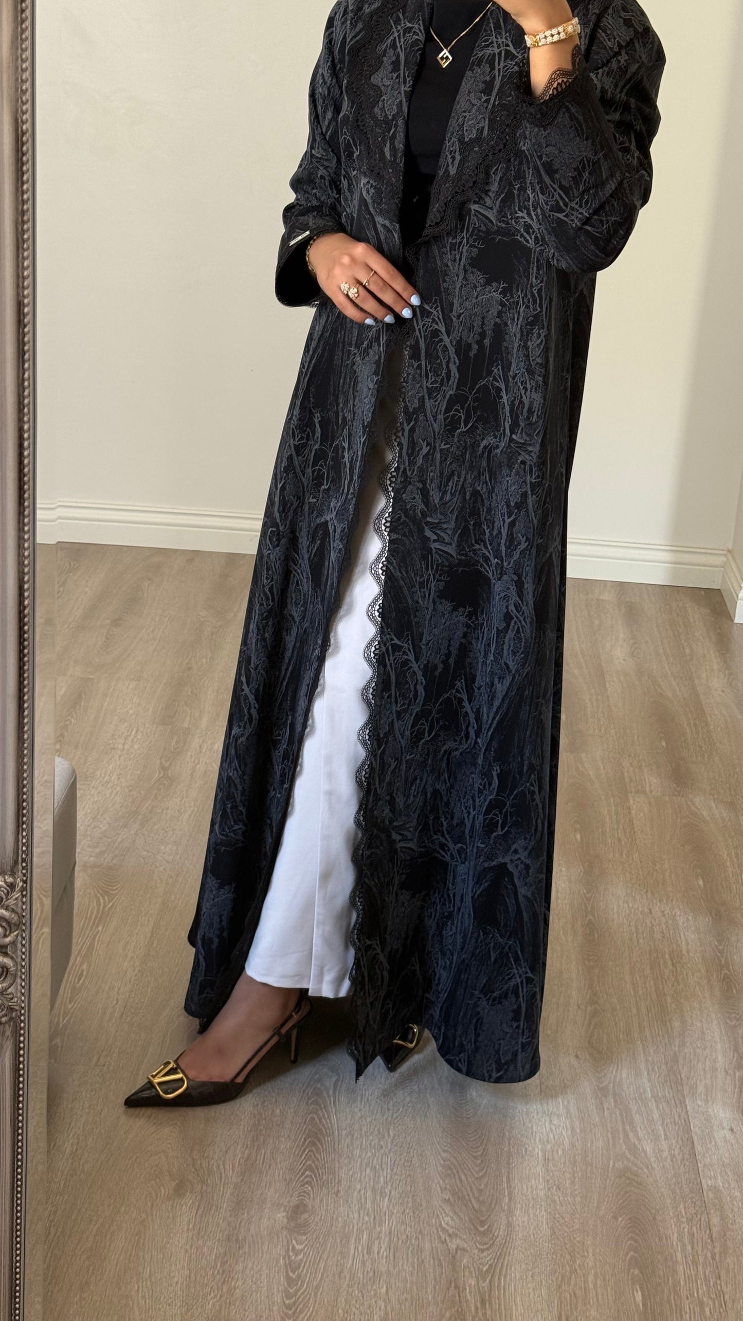 The Pearl Abaya