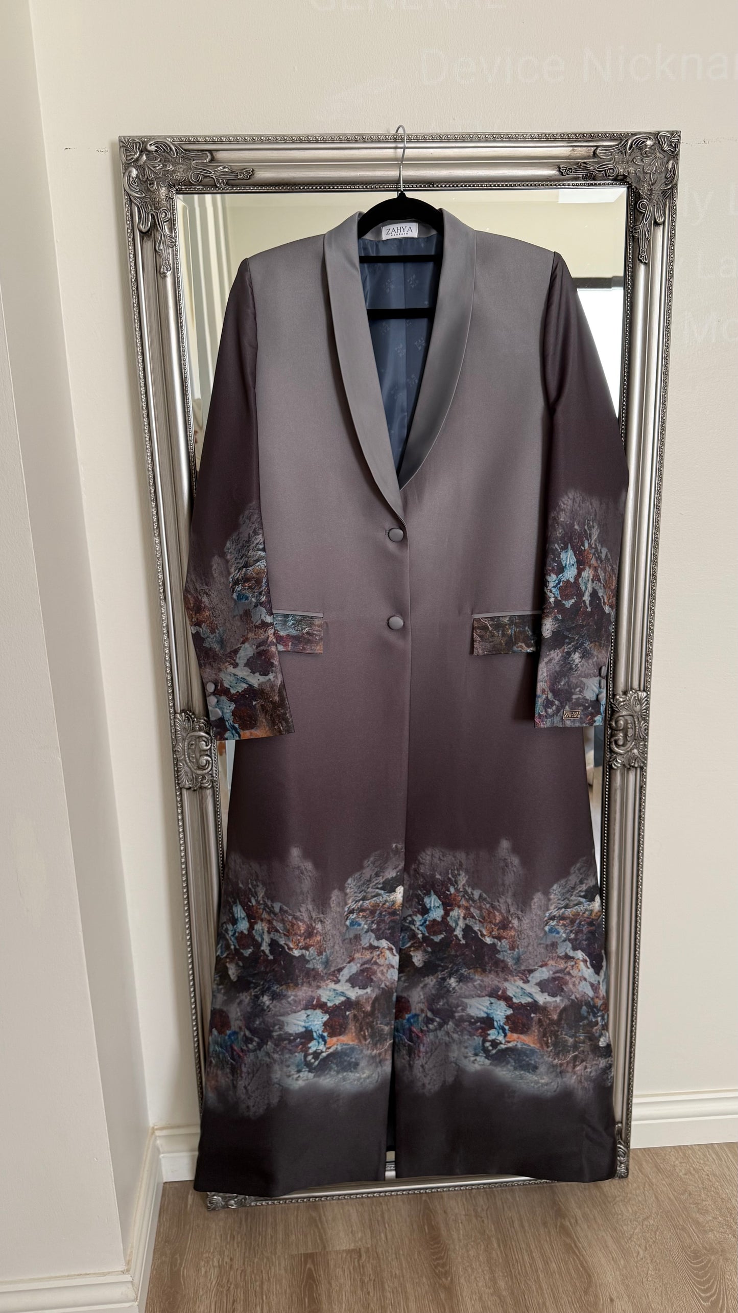 Mirrors of Nature – Grey