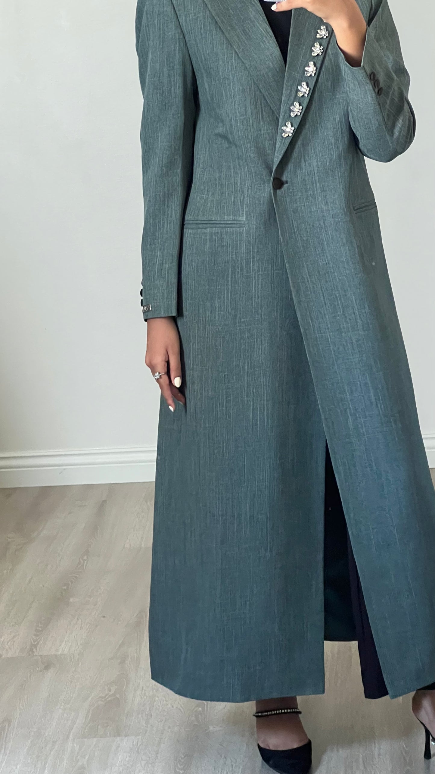 Linen crystals blazer in green
