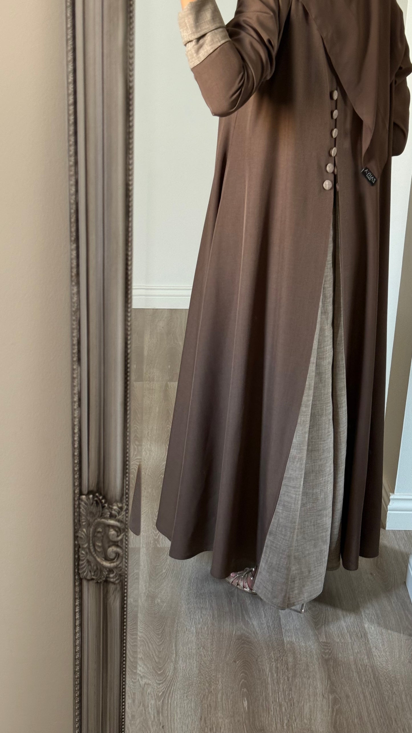 Elegant Linen Panel Abaya