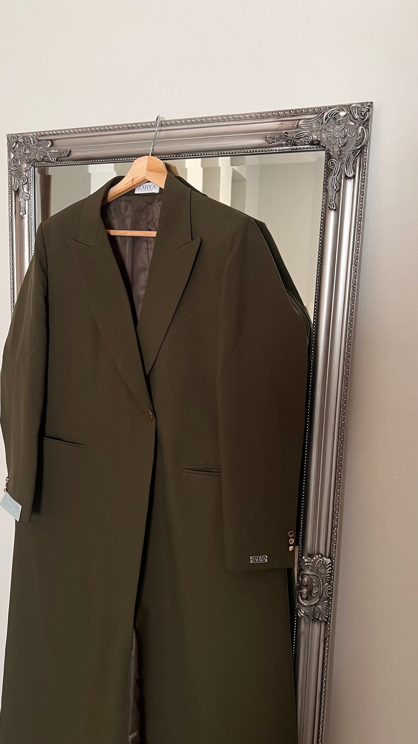 Olive green blazer ( fawri )