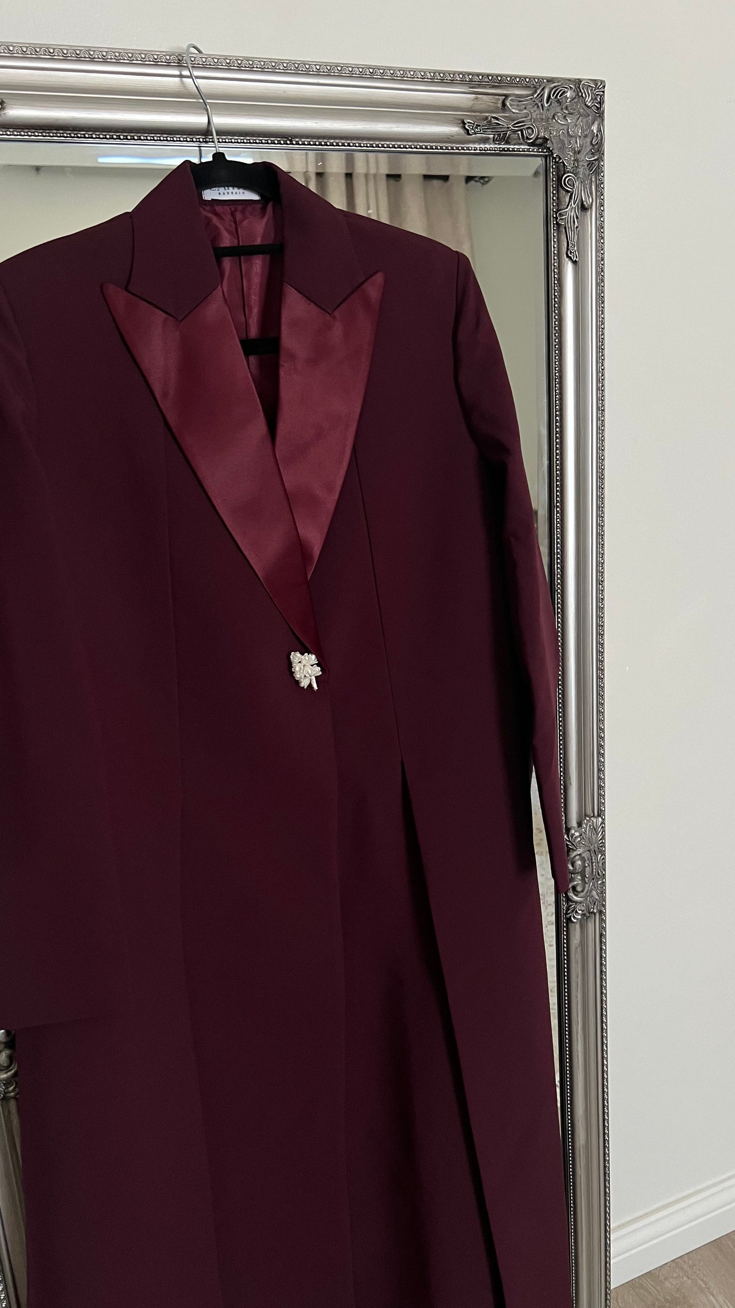 Dark cocoa in Burgundy 161 ( fawri )