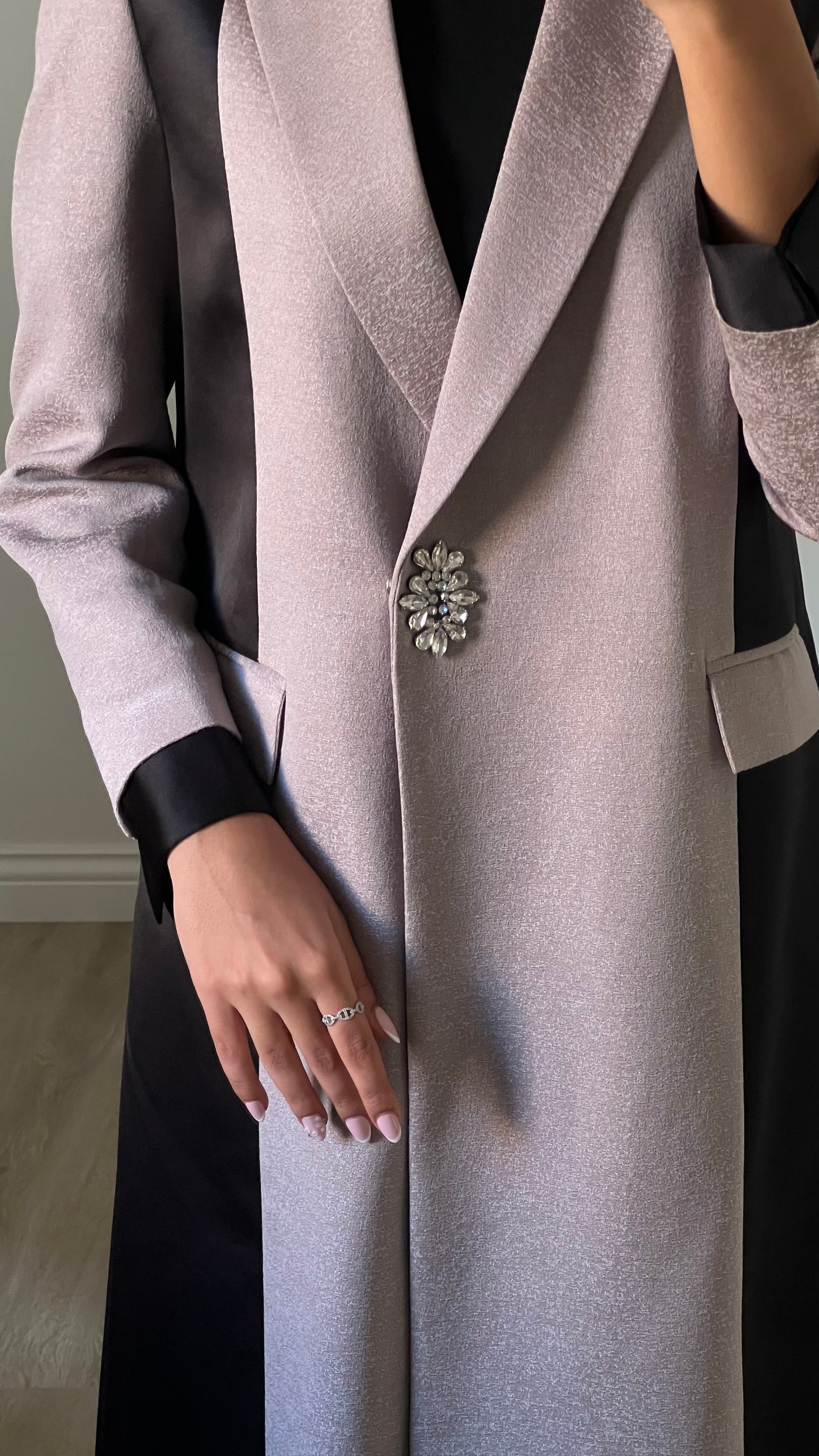Black and Mauve Majesty