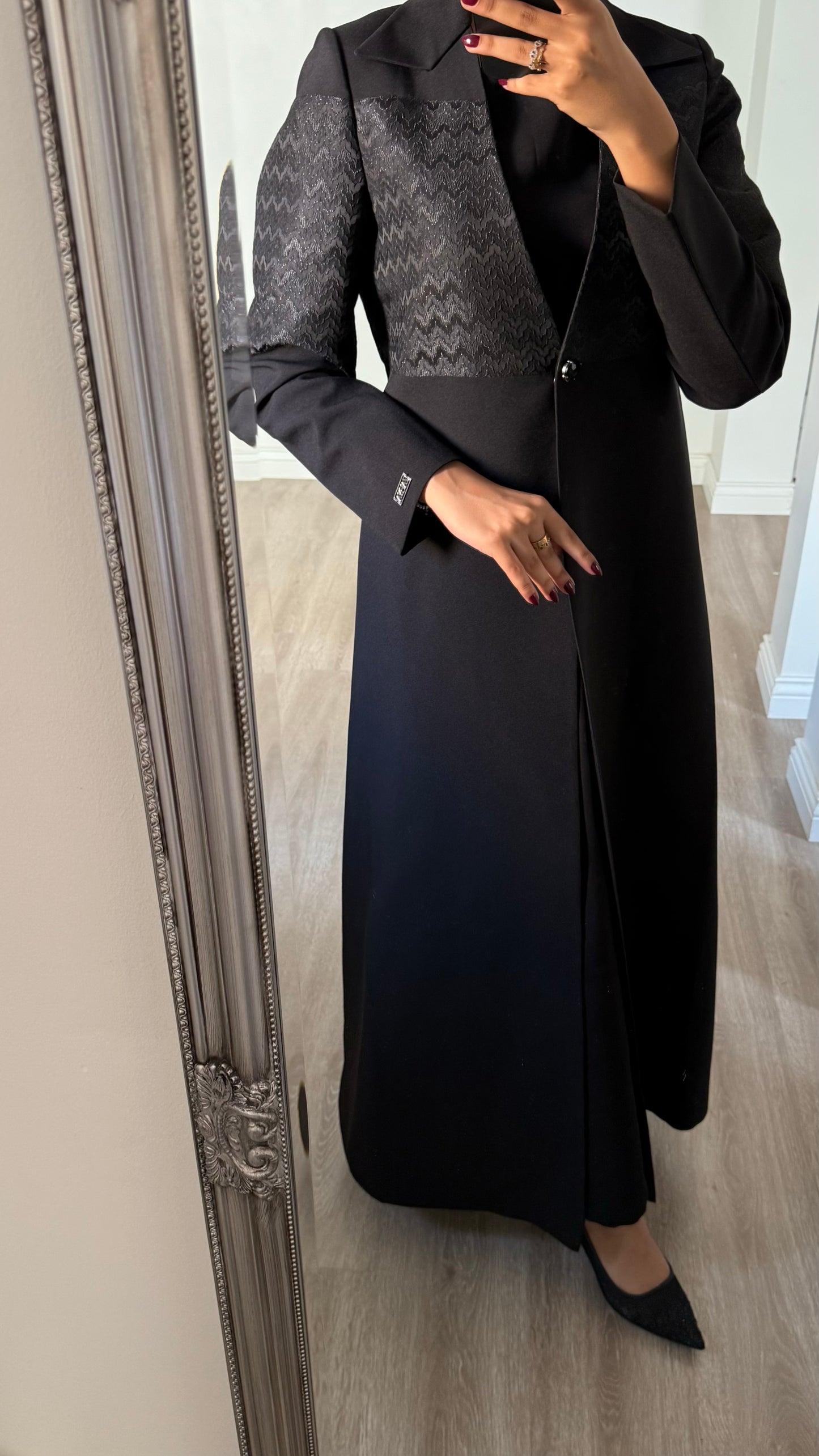 Black beauty blazer