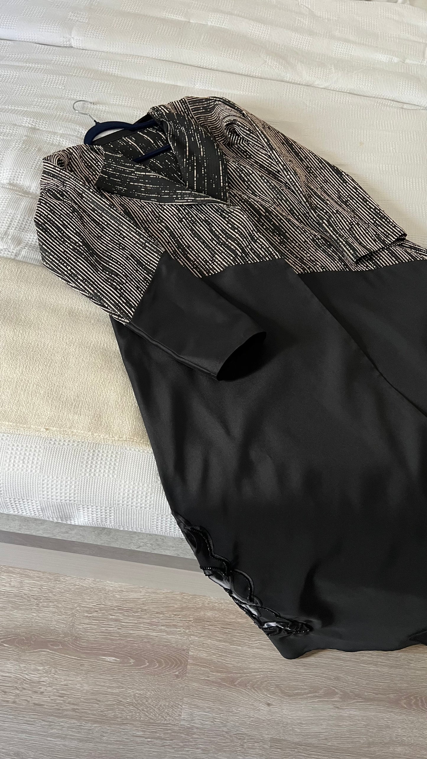 Black & brown jacquard abaya