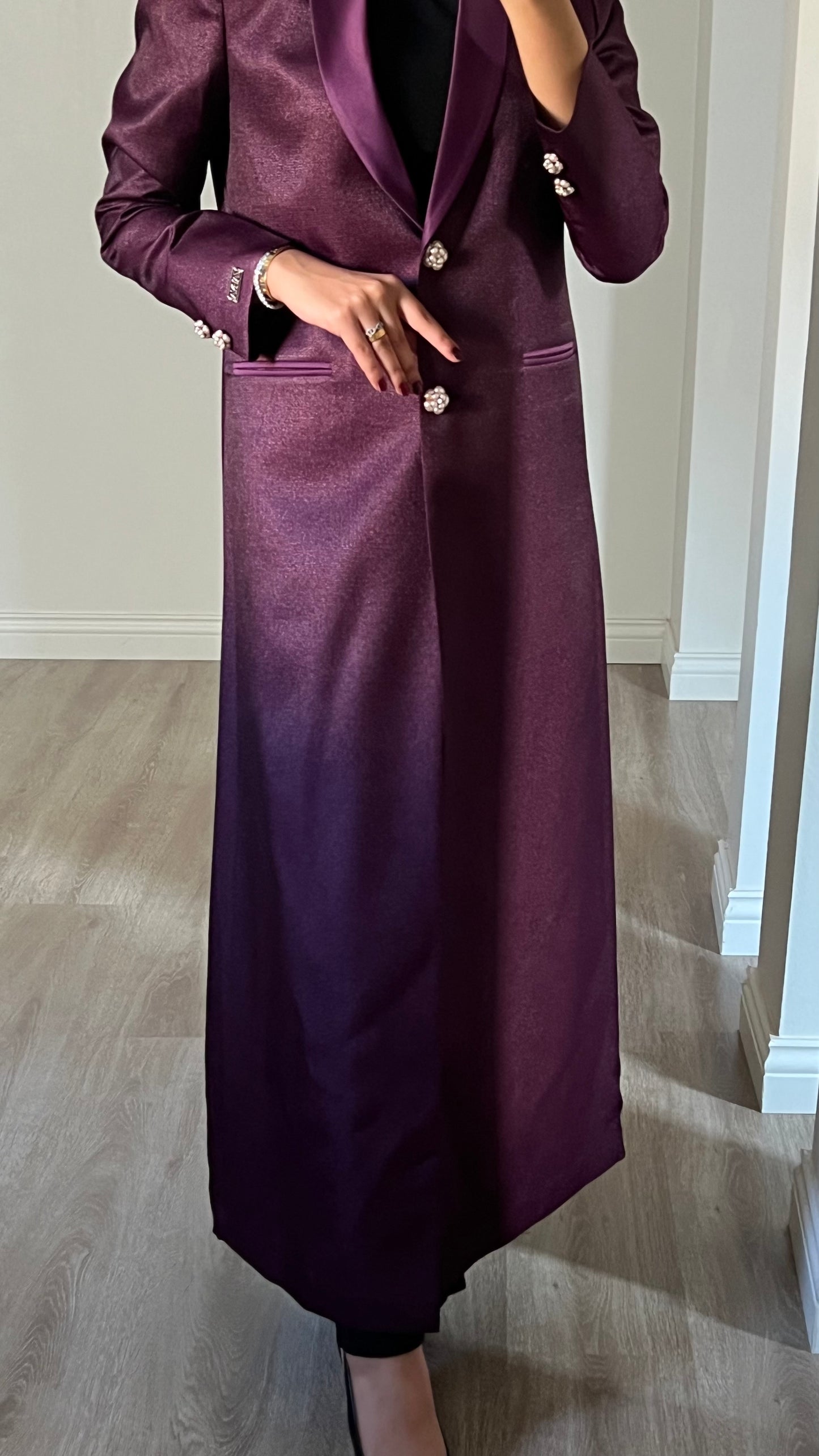 Glamour in dark purple