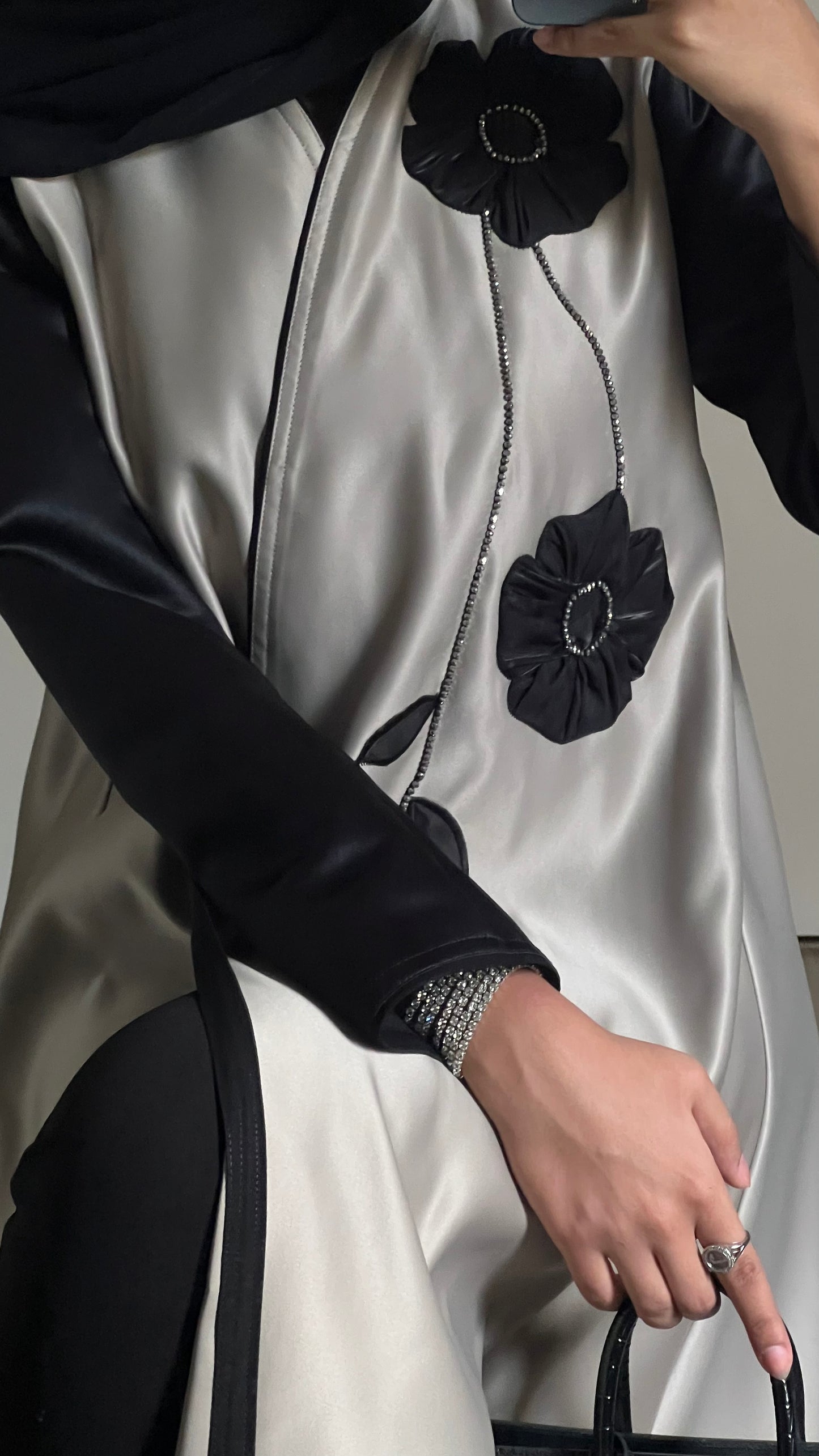 Abaya بقماش تفته