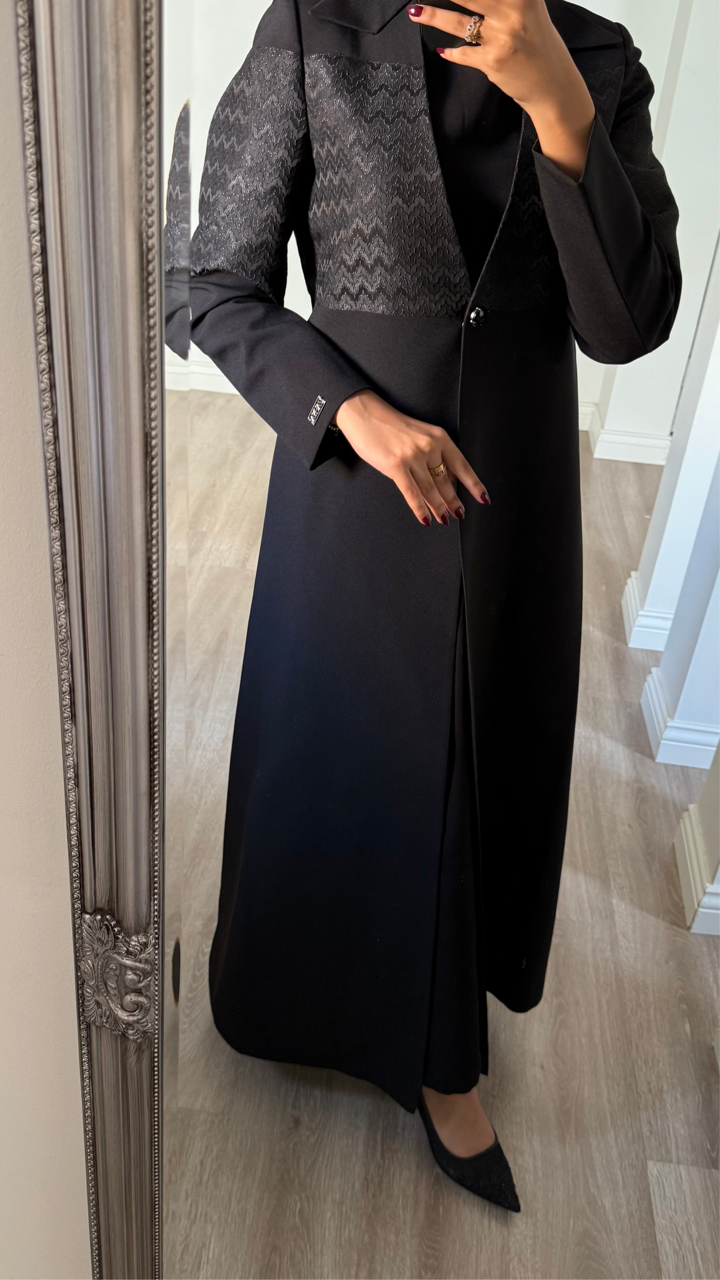 Black beauty blazer