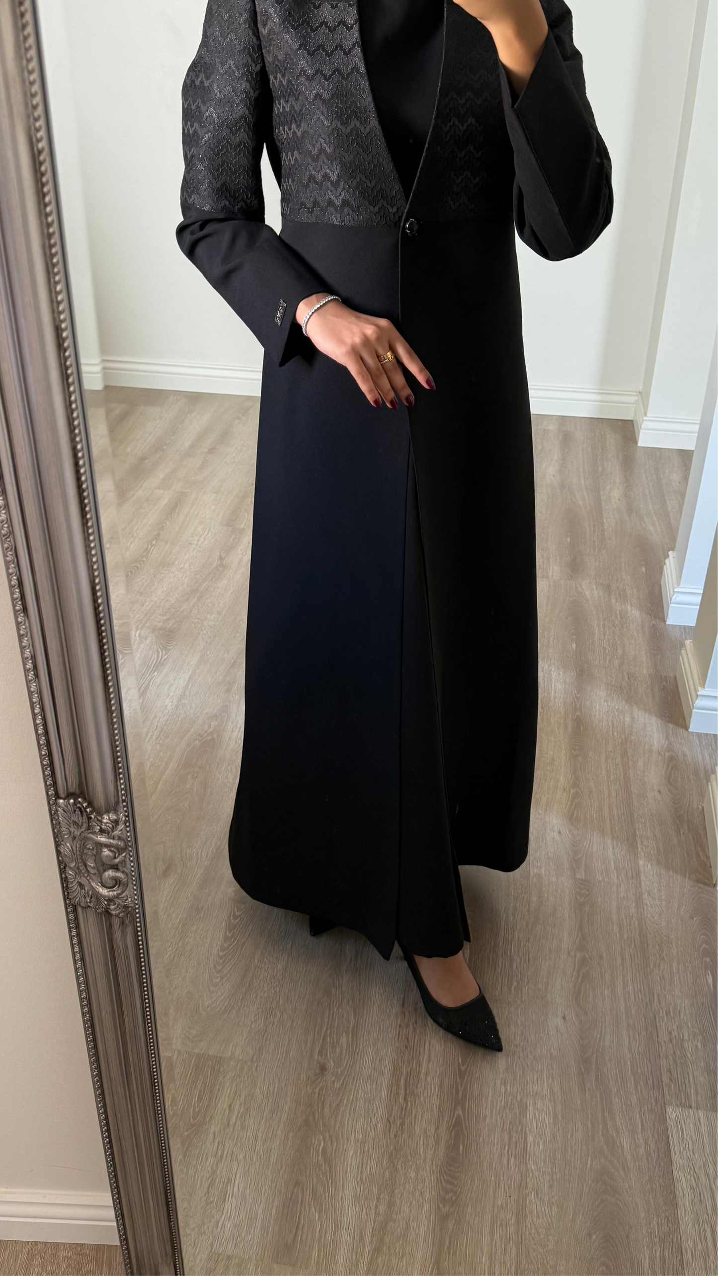 Black beauty blazer