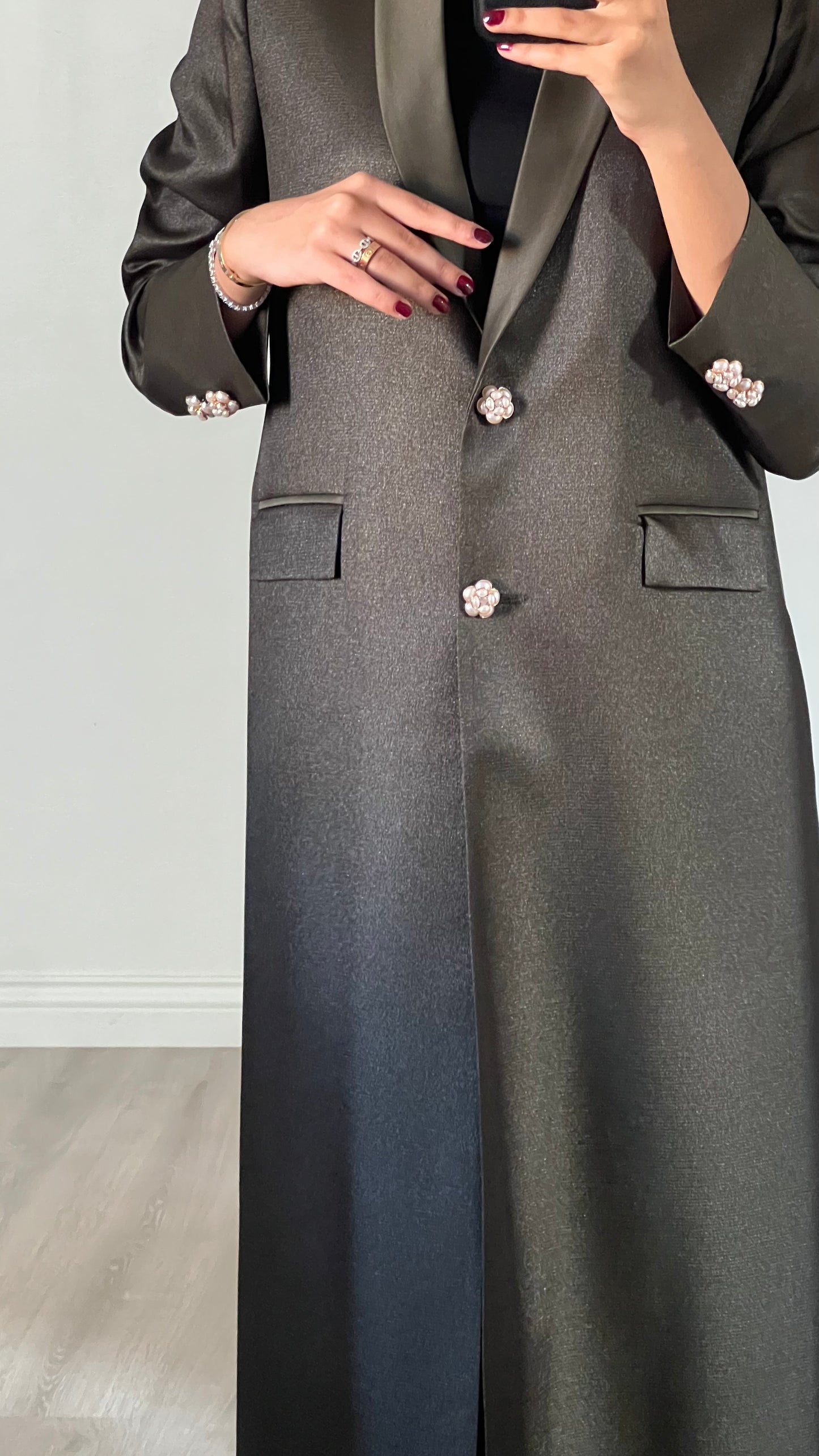 Glamour in olive green