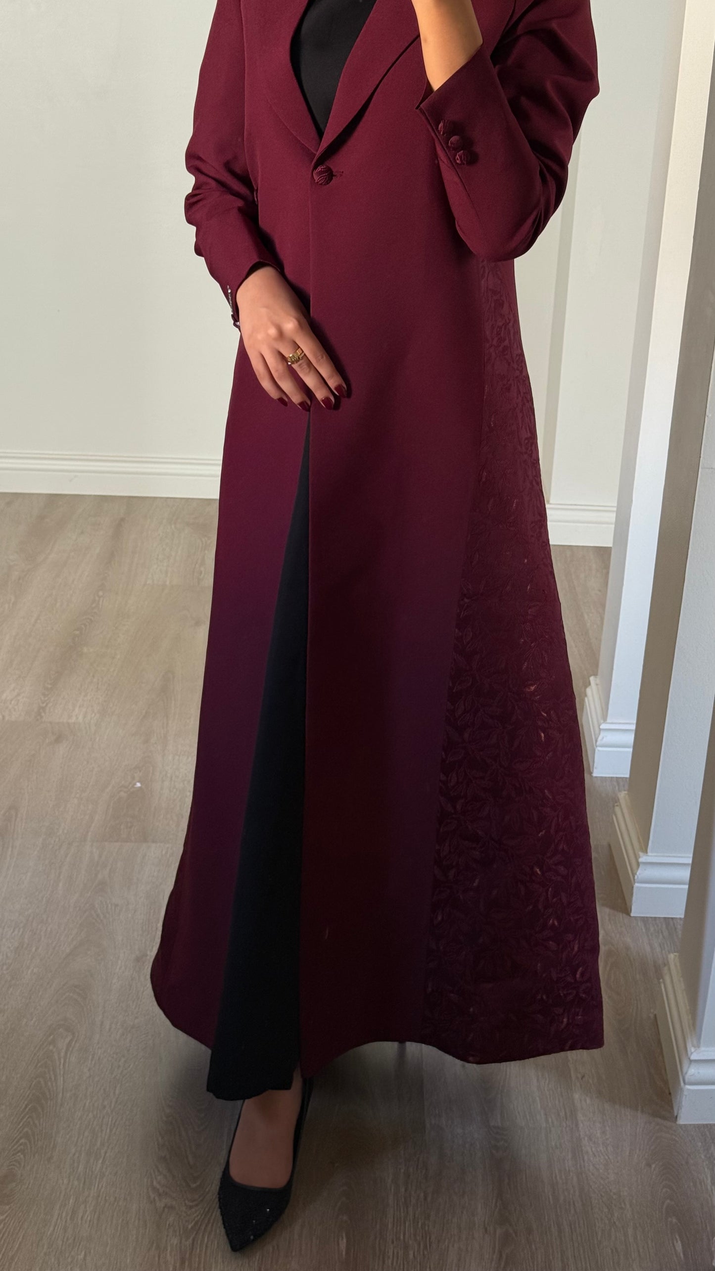 Maroon belle