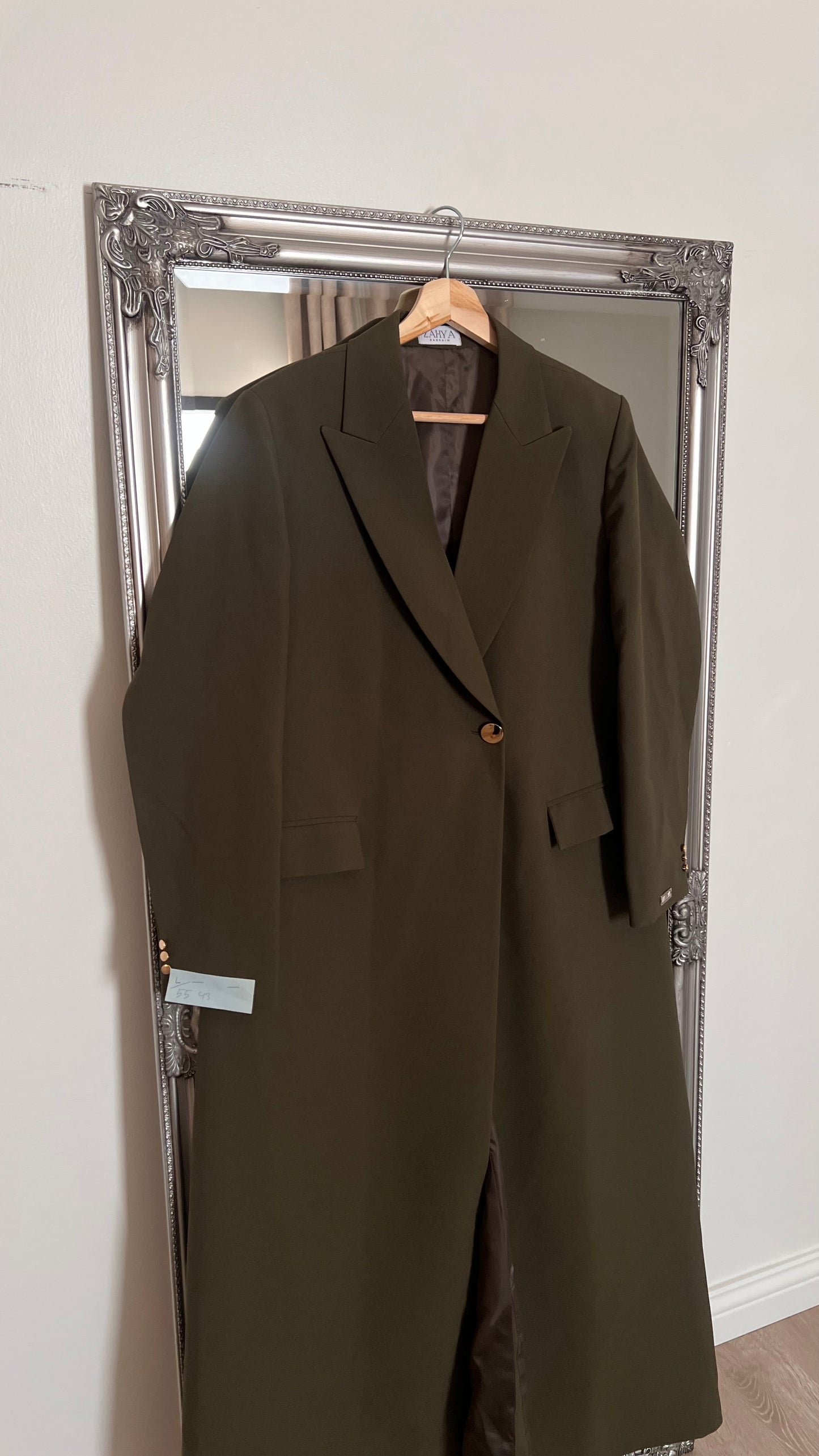 Olive green blazer ( fawri )