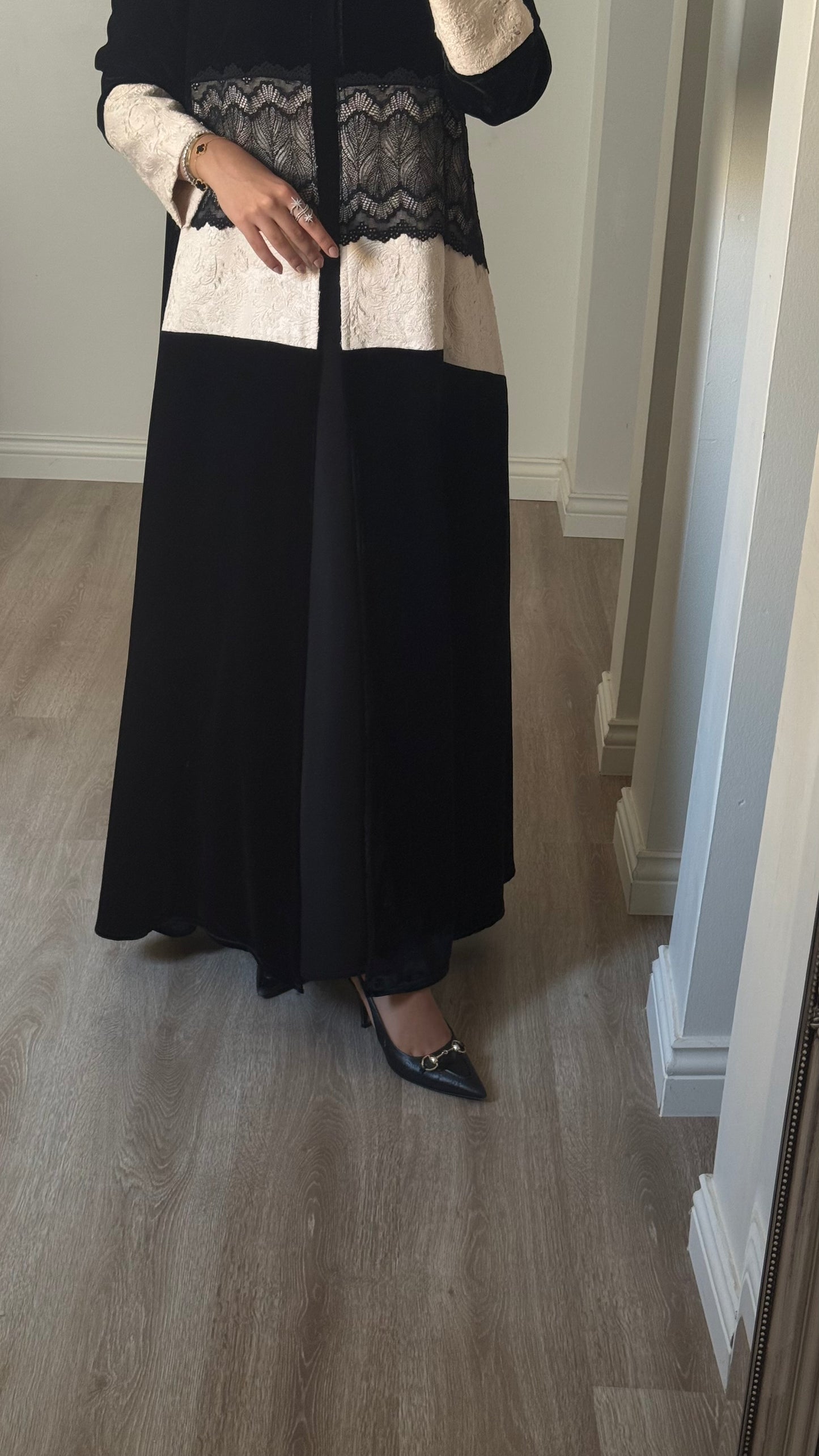 Lace velvet abaya