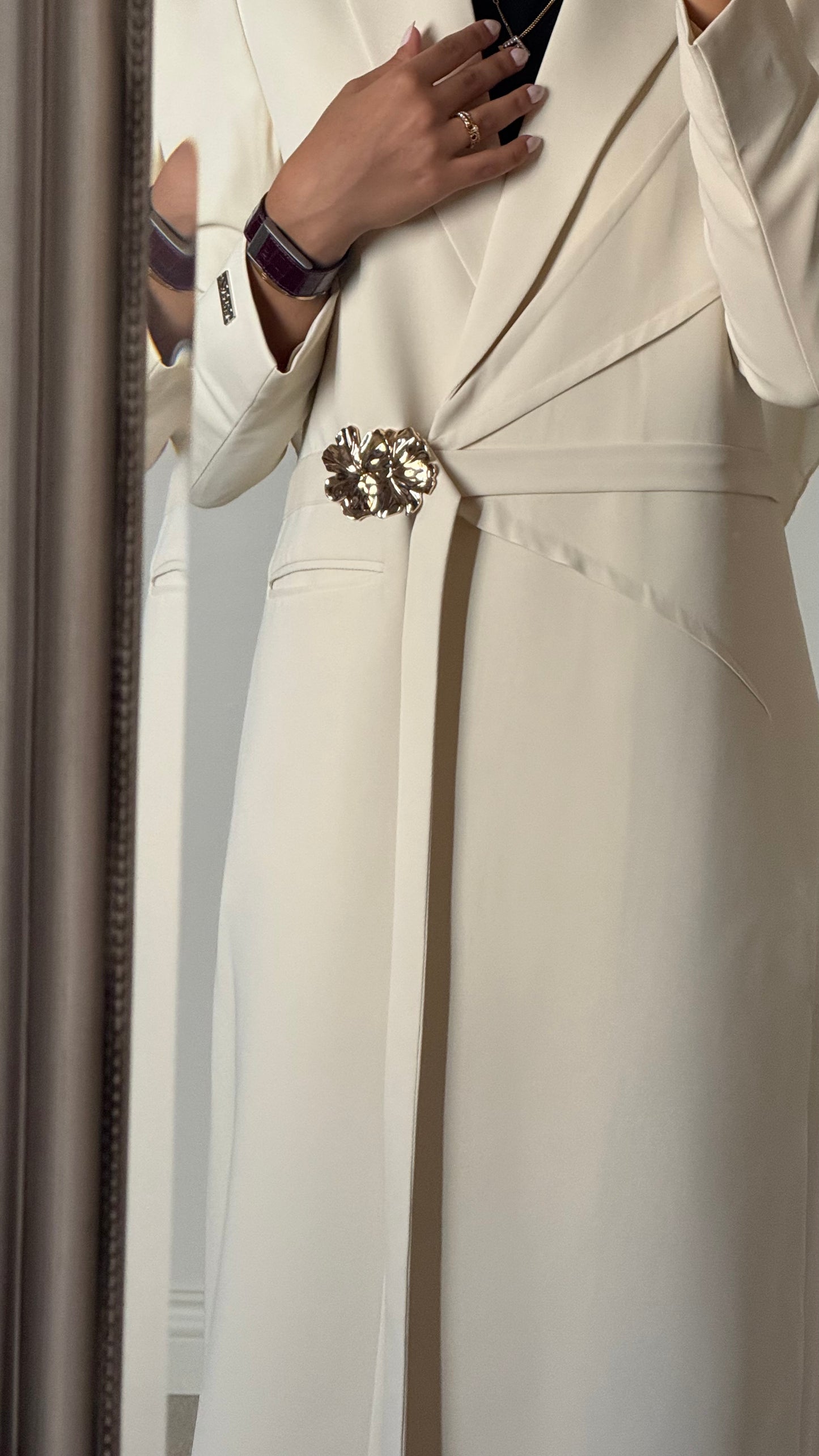 Golden Bloom - Creamy OffWhite