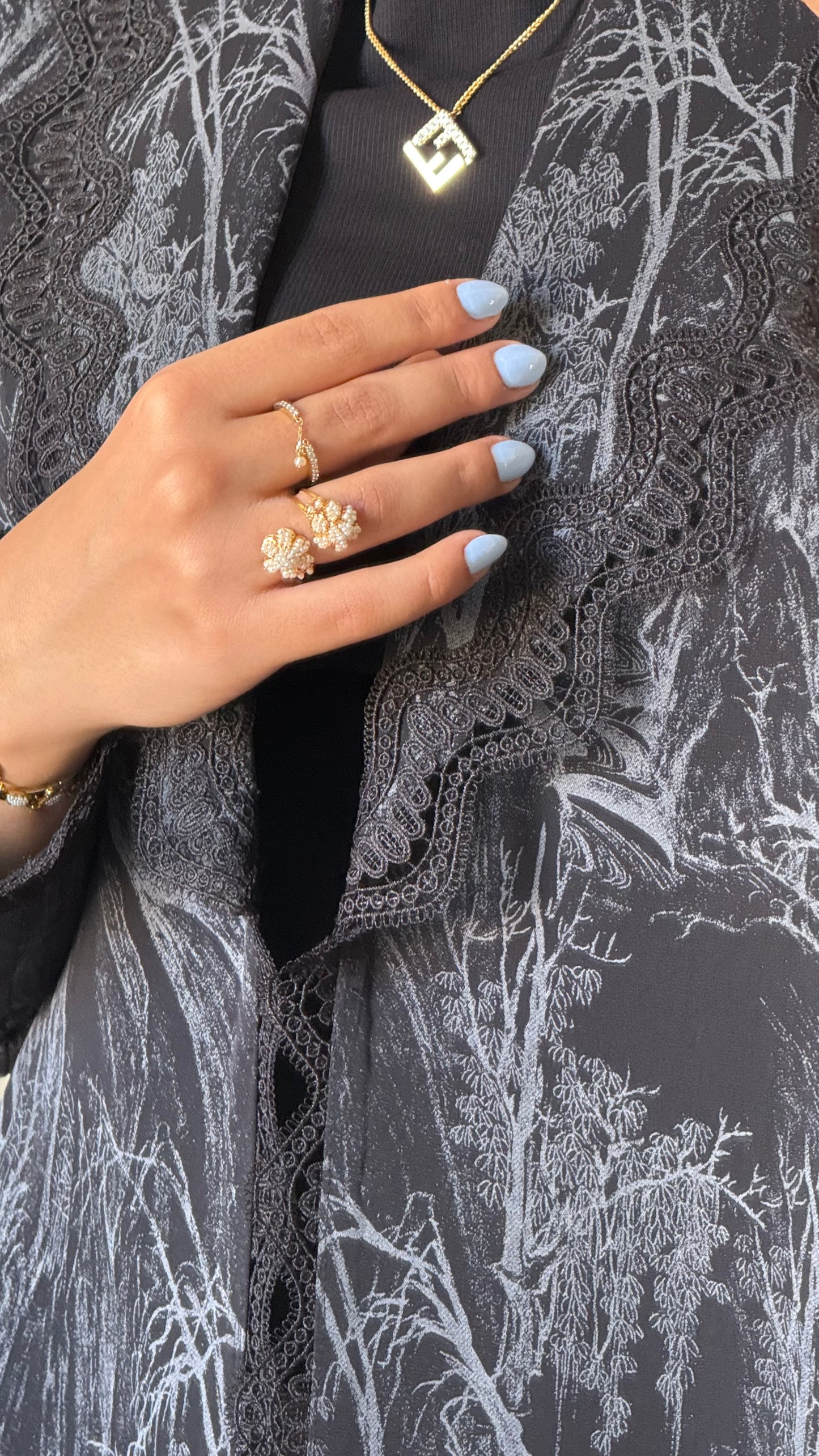 The Pearl Abaya