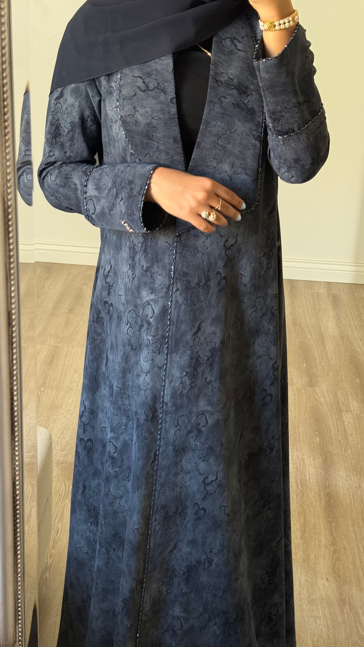 Gewan Abaya