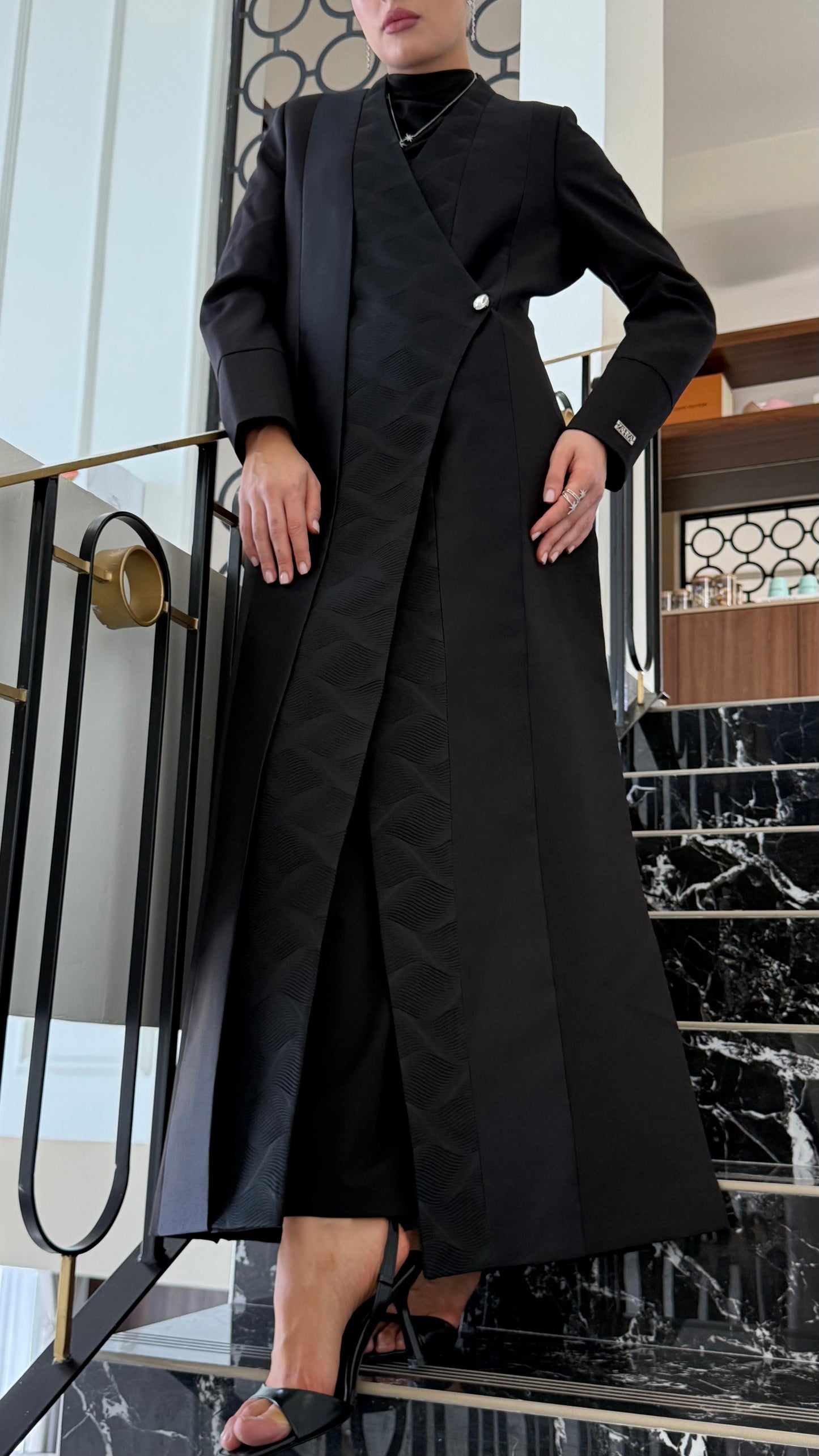Majesty Black Blazer