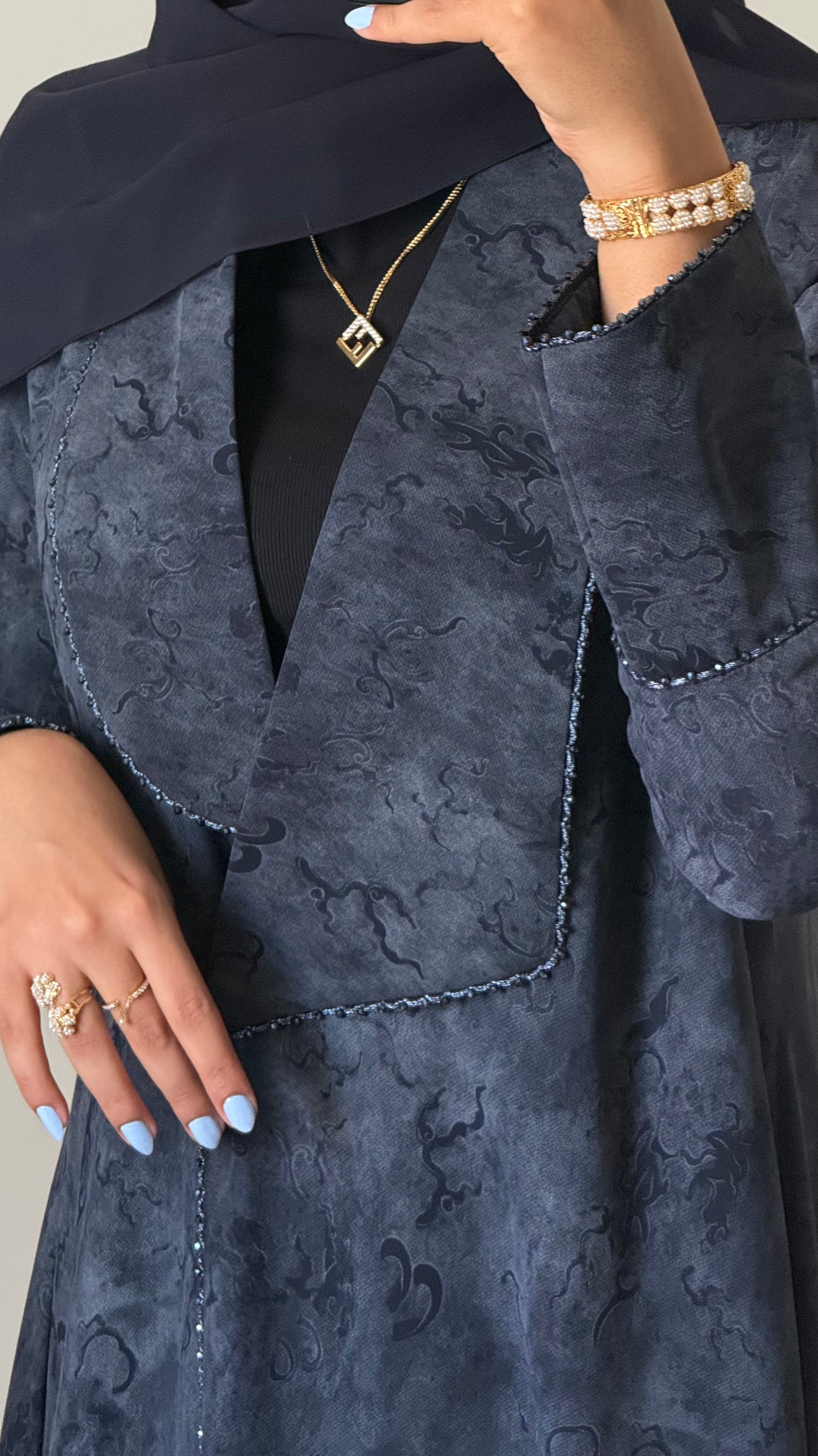 Gewan Abaya