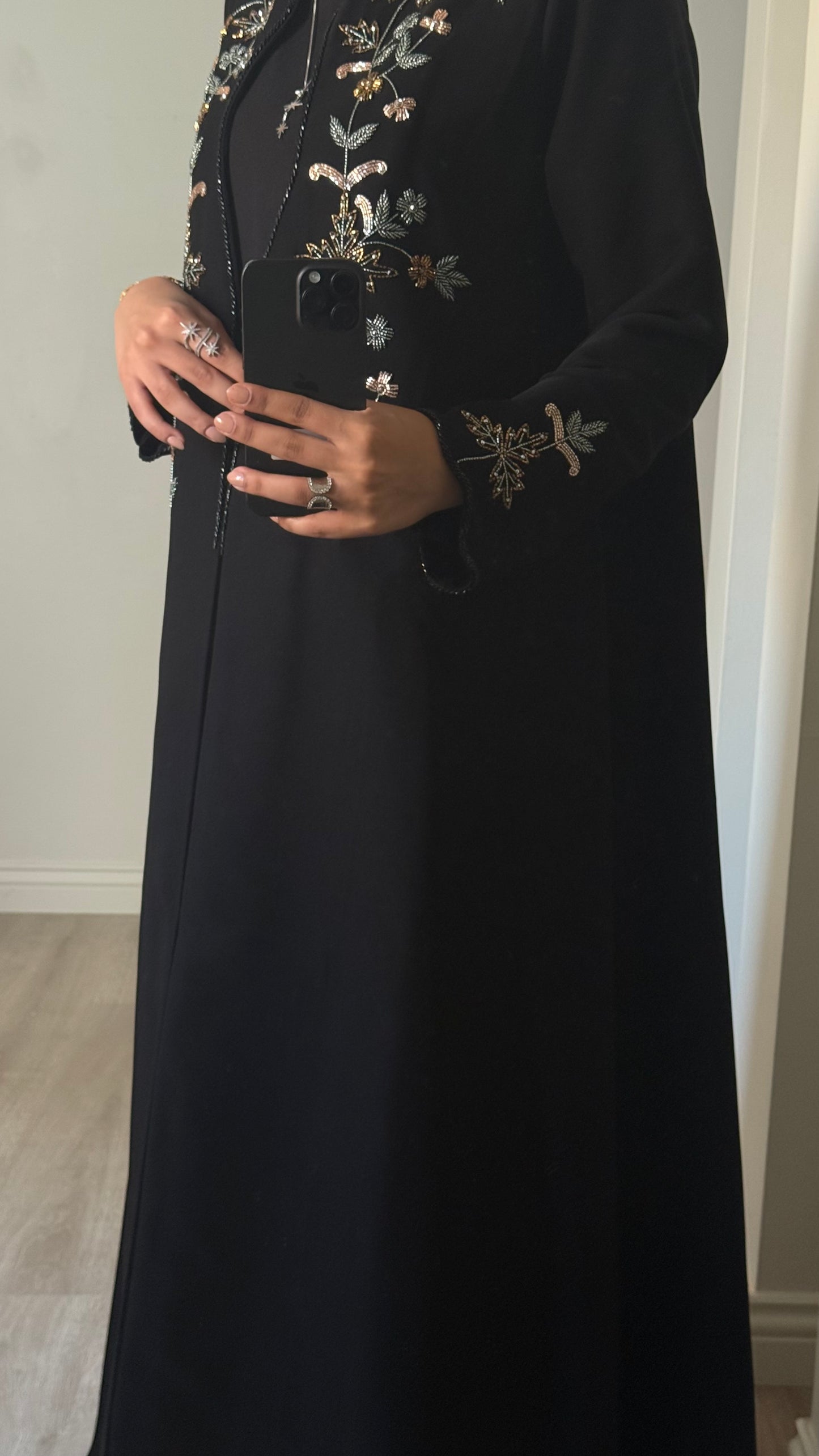Golden Vine abaya