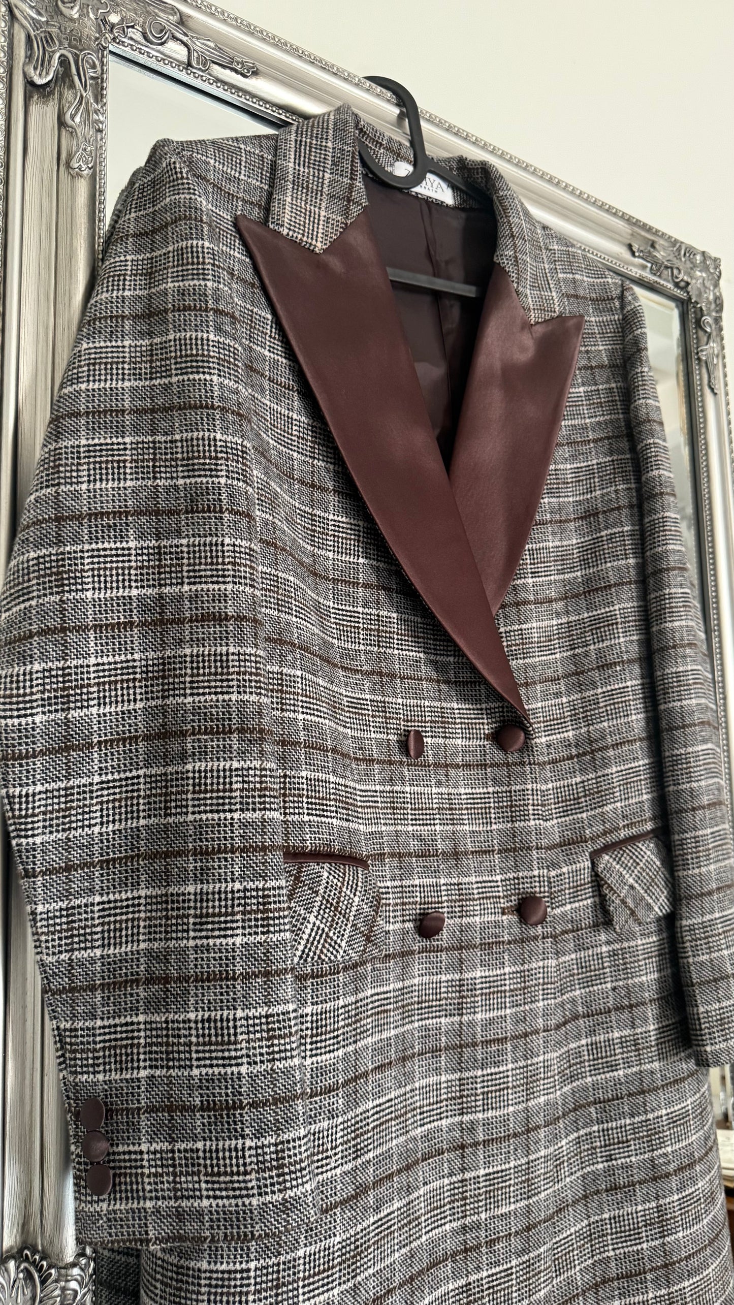 Heritage Check – Classic Brown