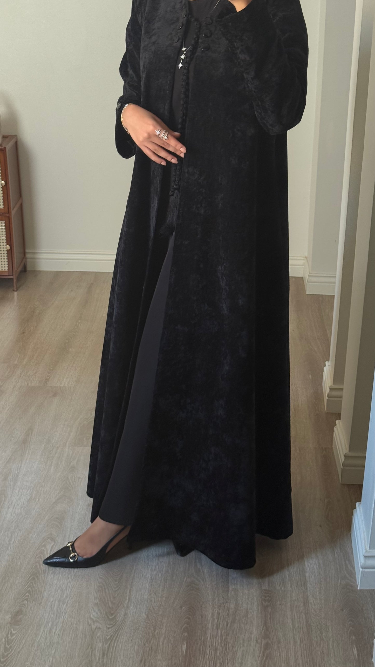 Velvet black abaya