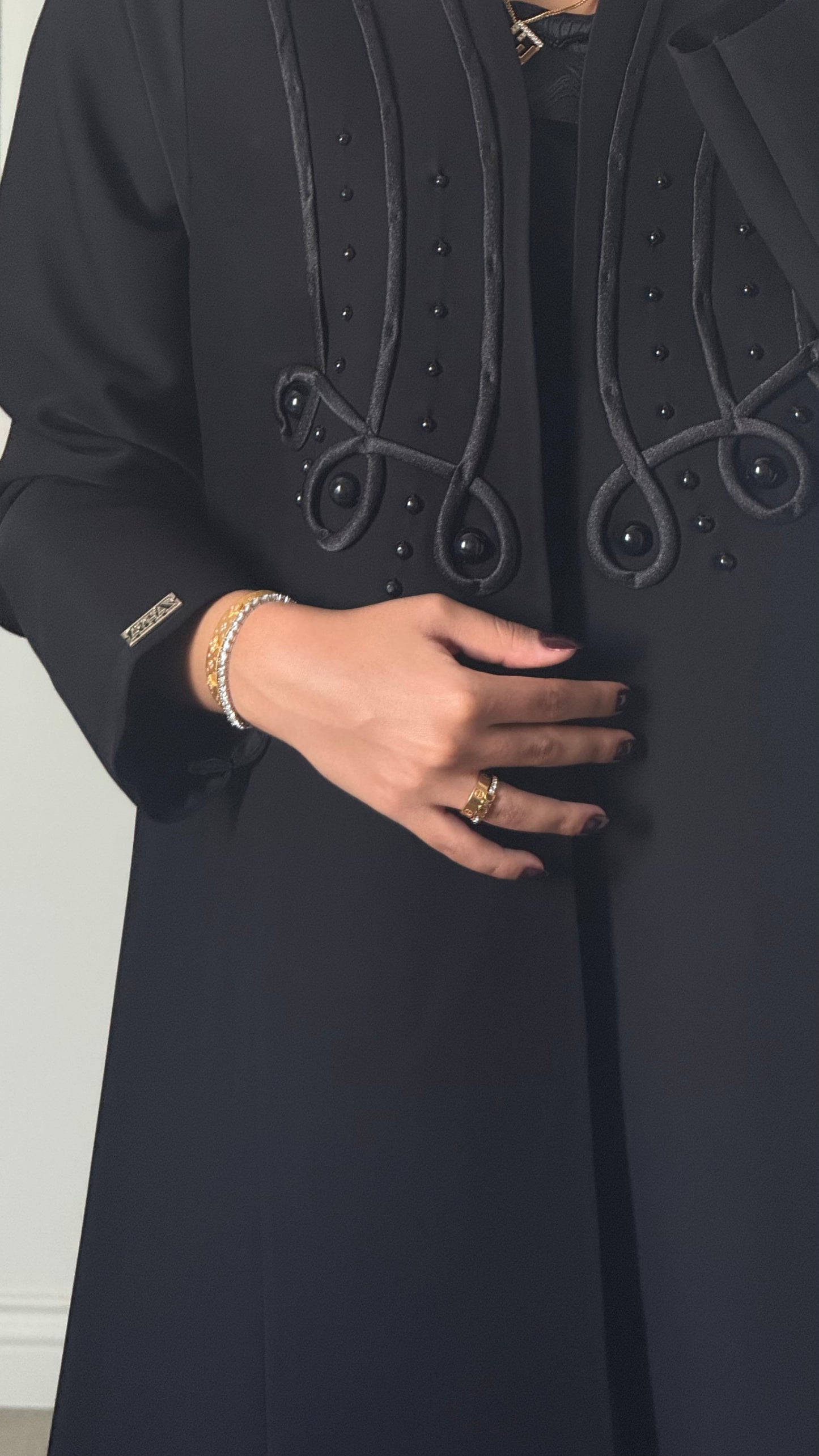 Loop - Black Abaya