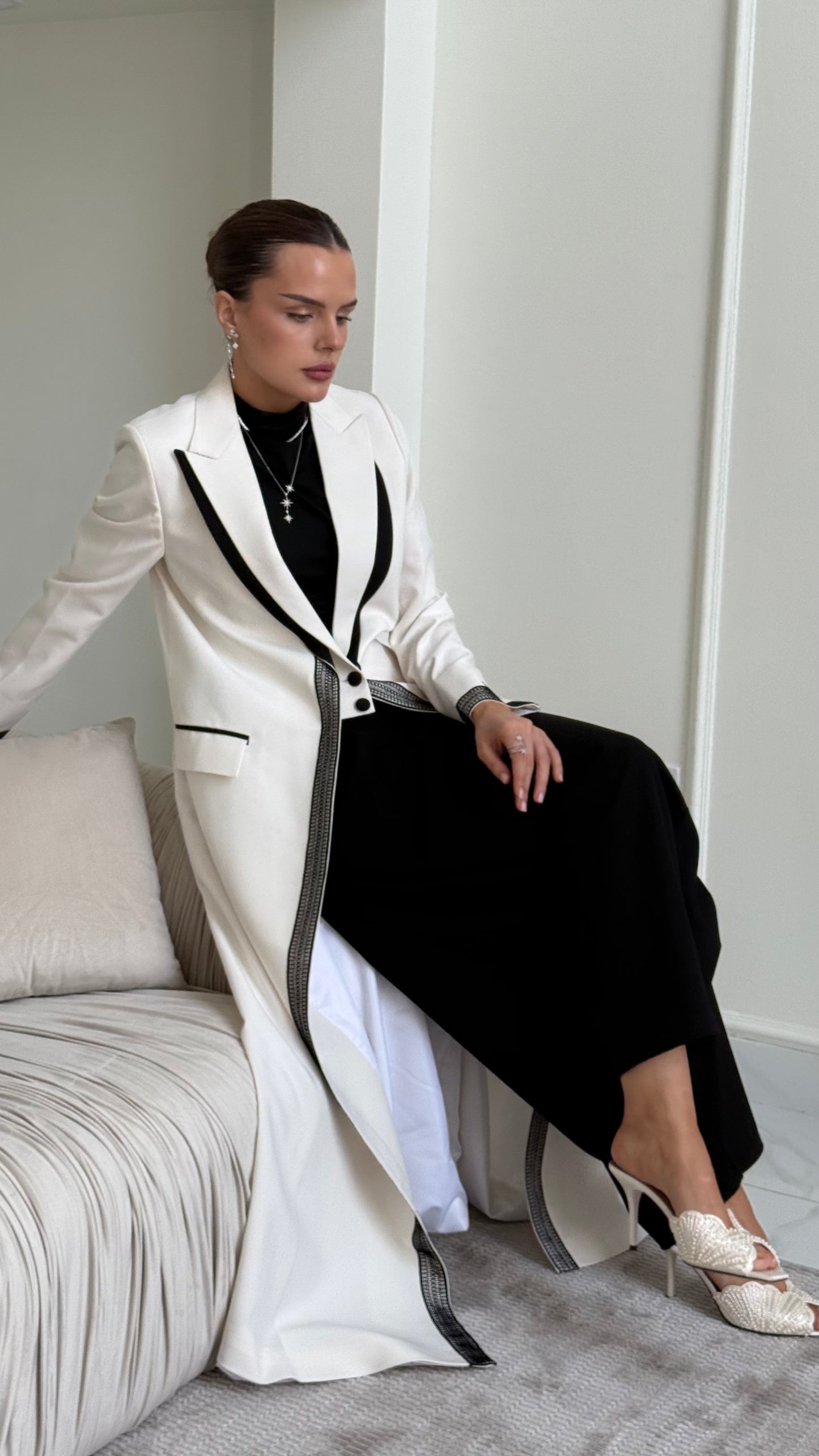 Linéa Noir Blazer (fawri)
