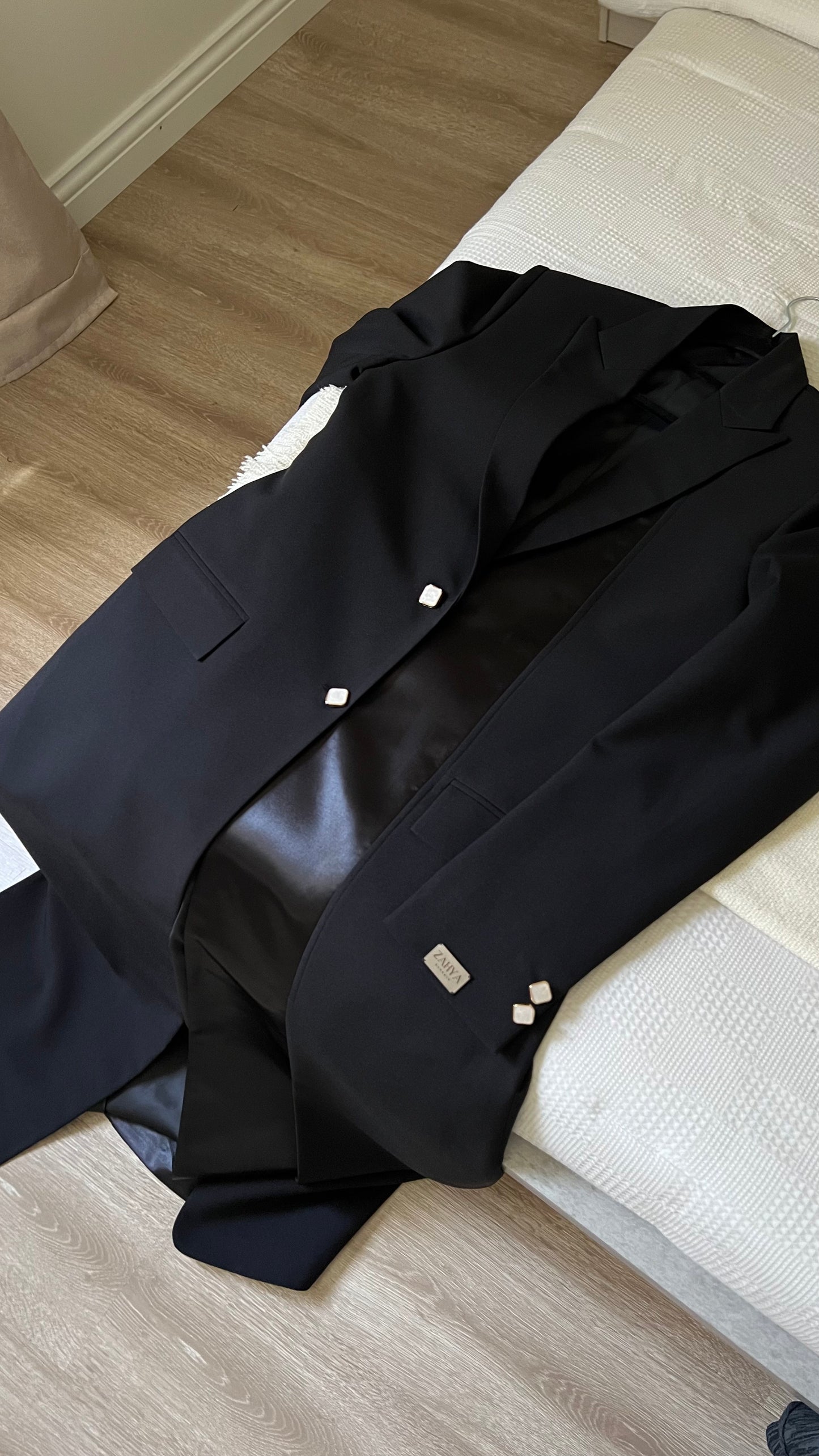 Black & Black satan silk blazer