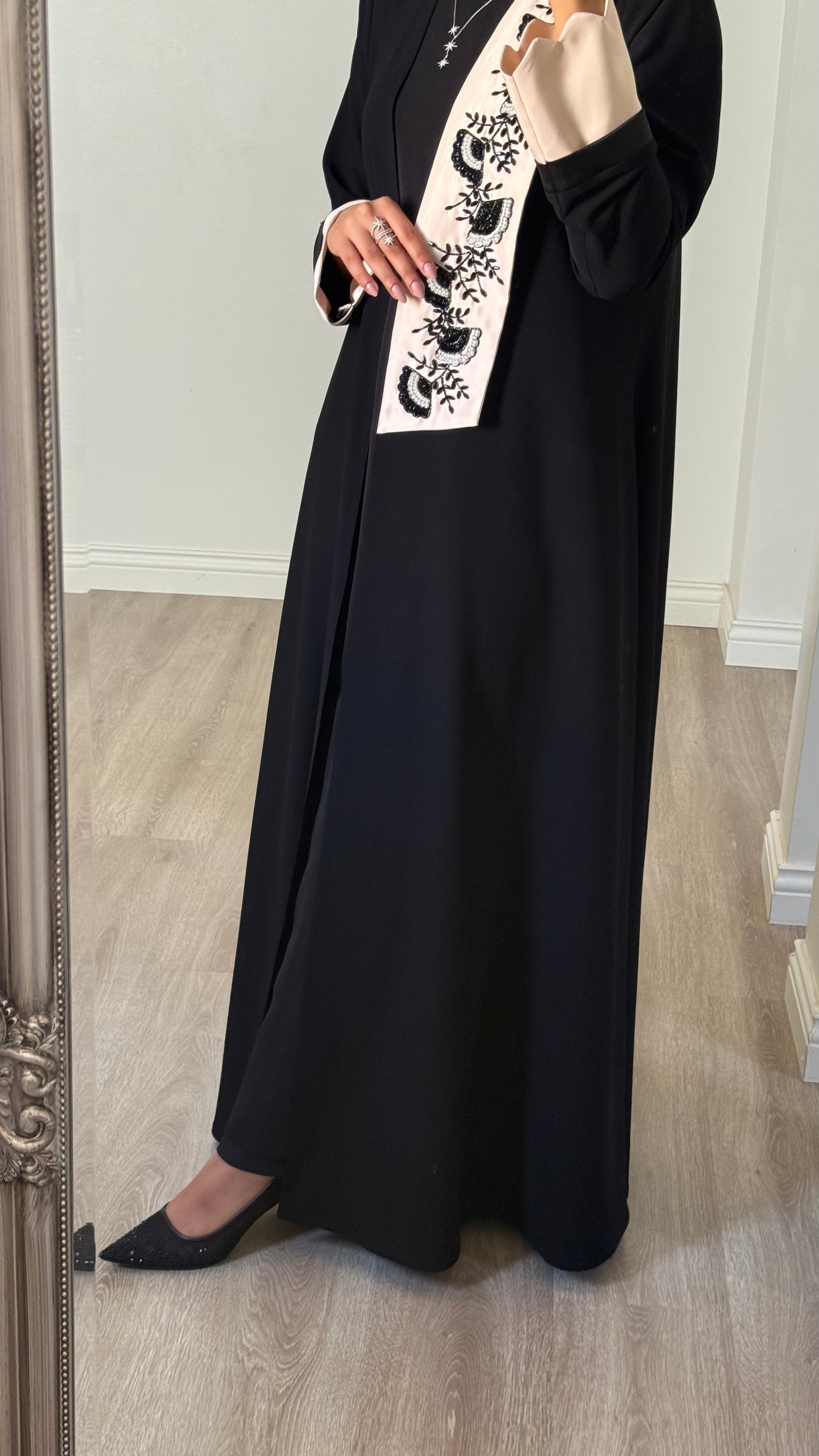 Selene abaya