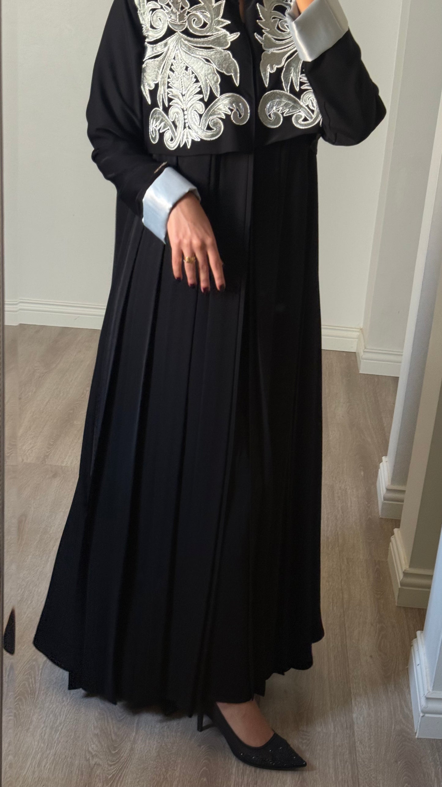 Motif - Black Abaya