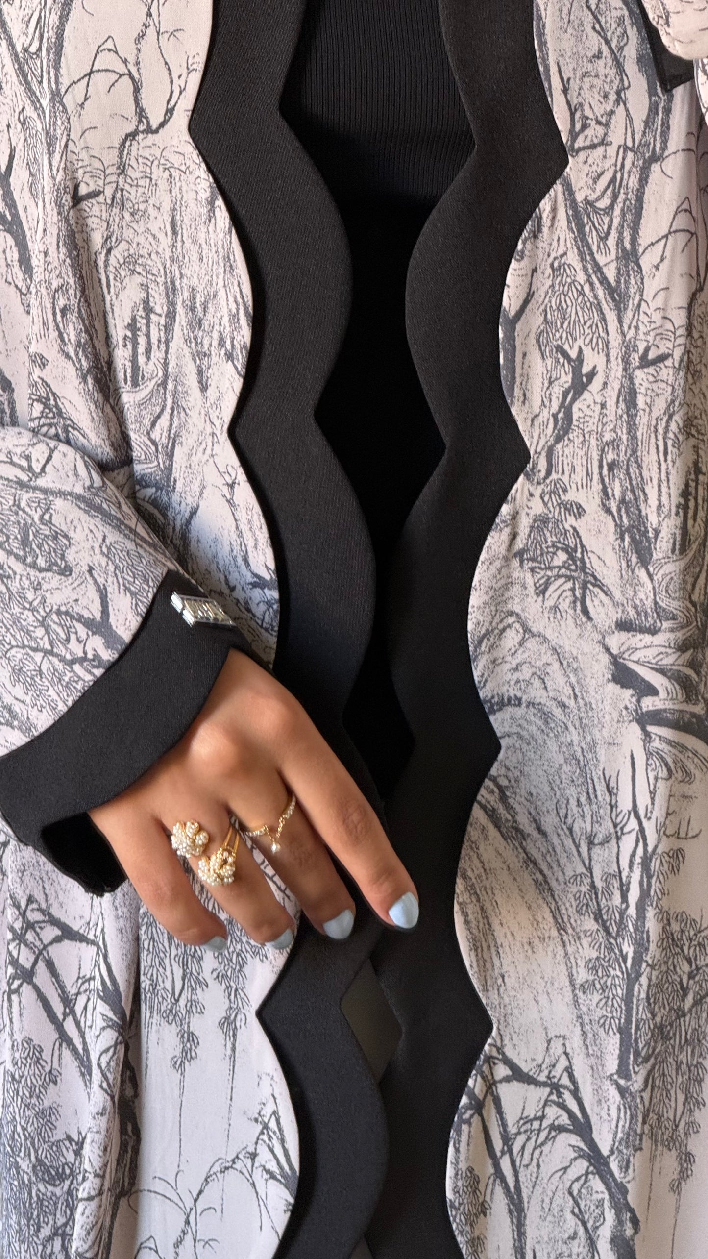 Amaala Abaya