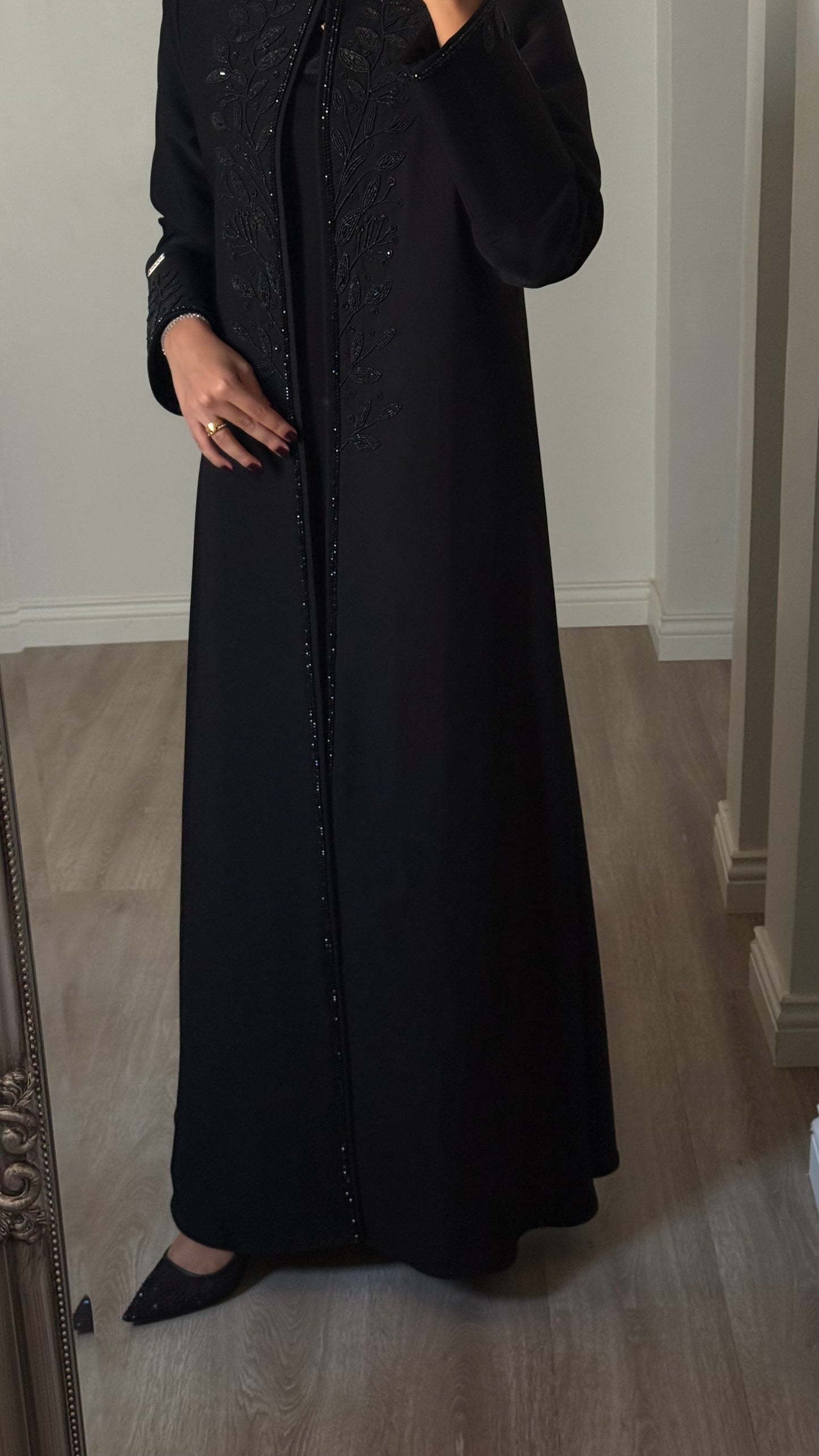 Leaf - Black Abaya