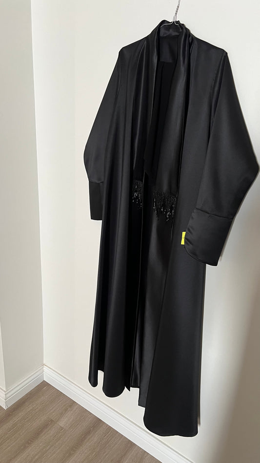 Black Pearl abaya