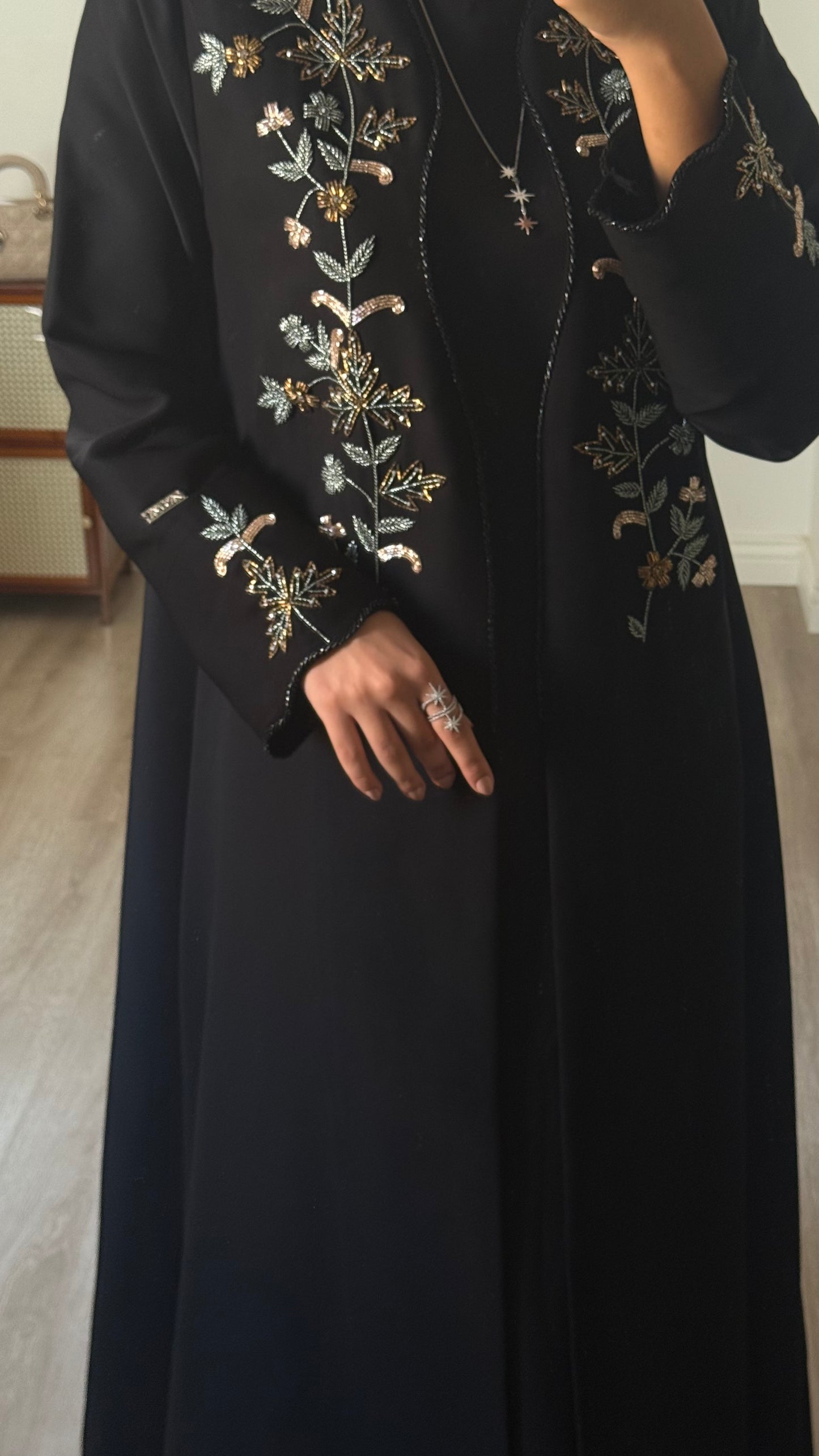 Golden Vine abaya