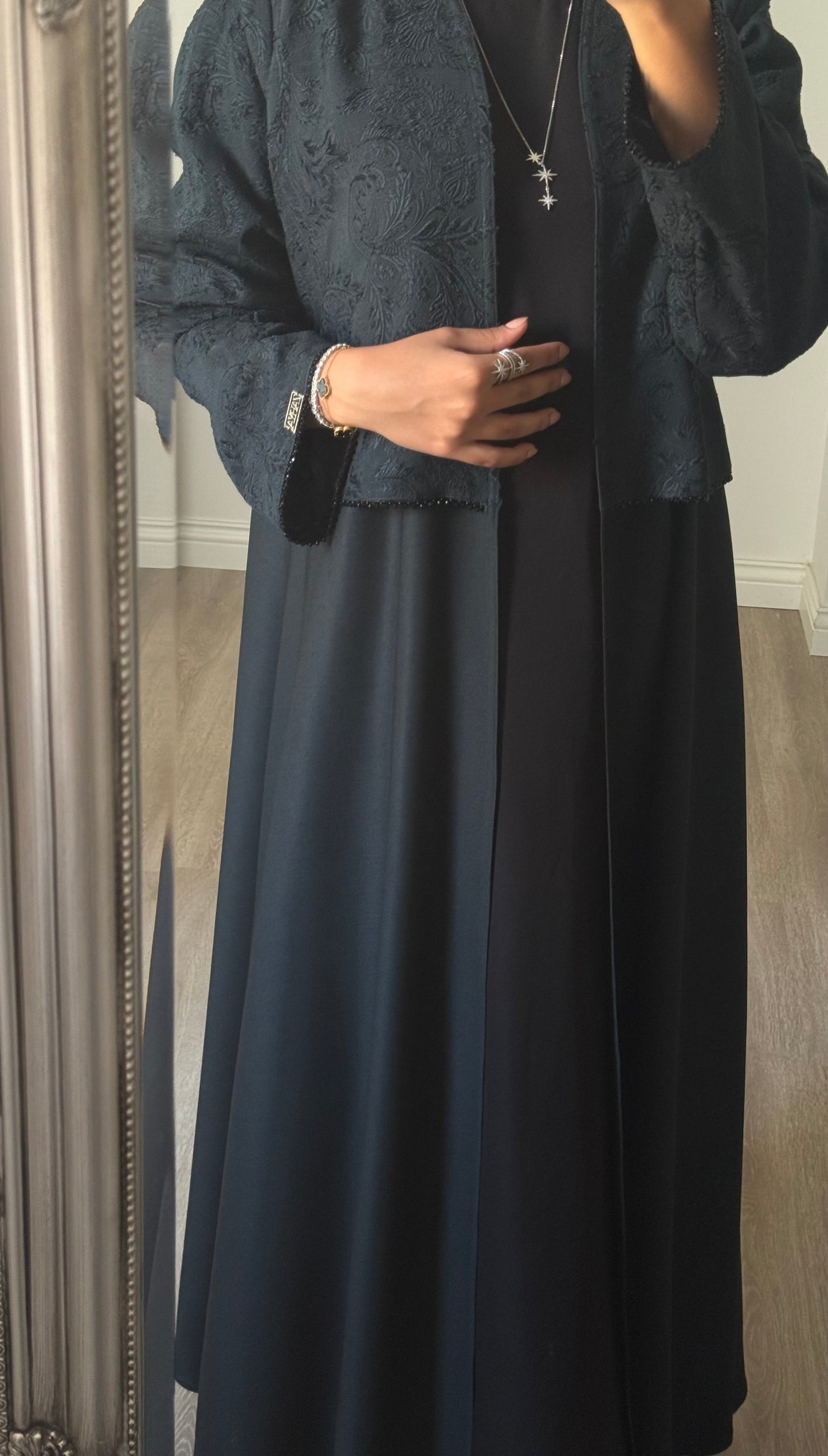 Turquoise textured abaya