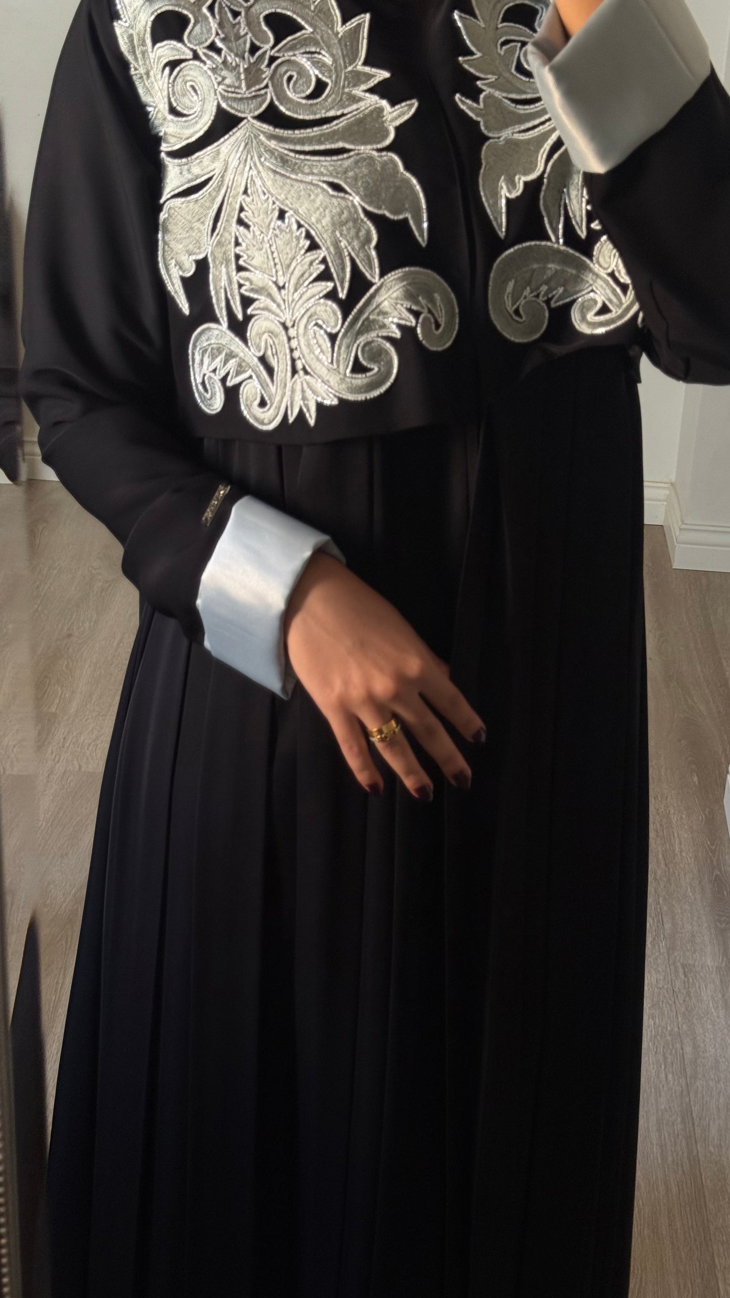 Motif - Black Abaya