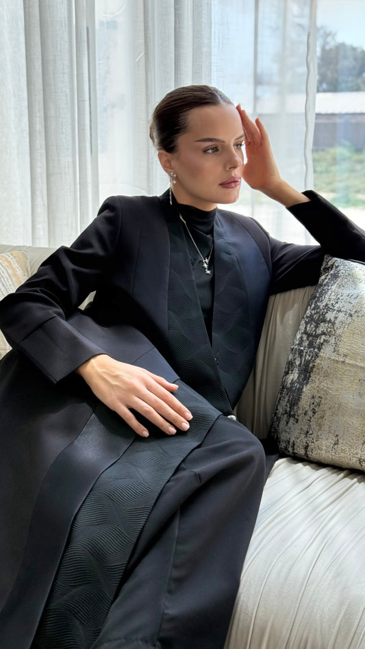 Majesty Black Blazer