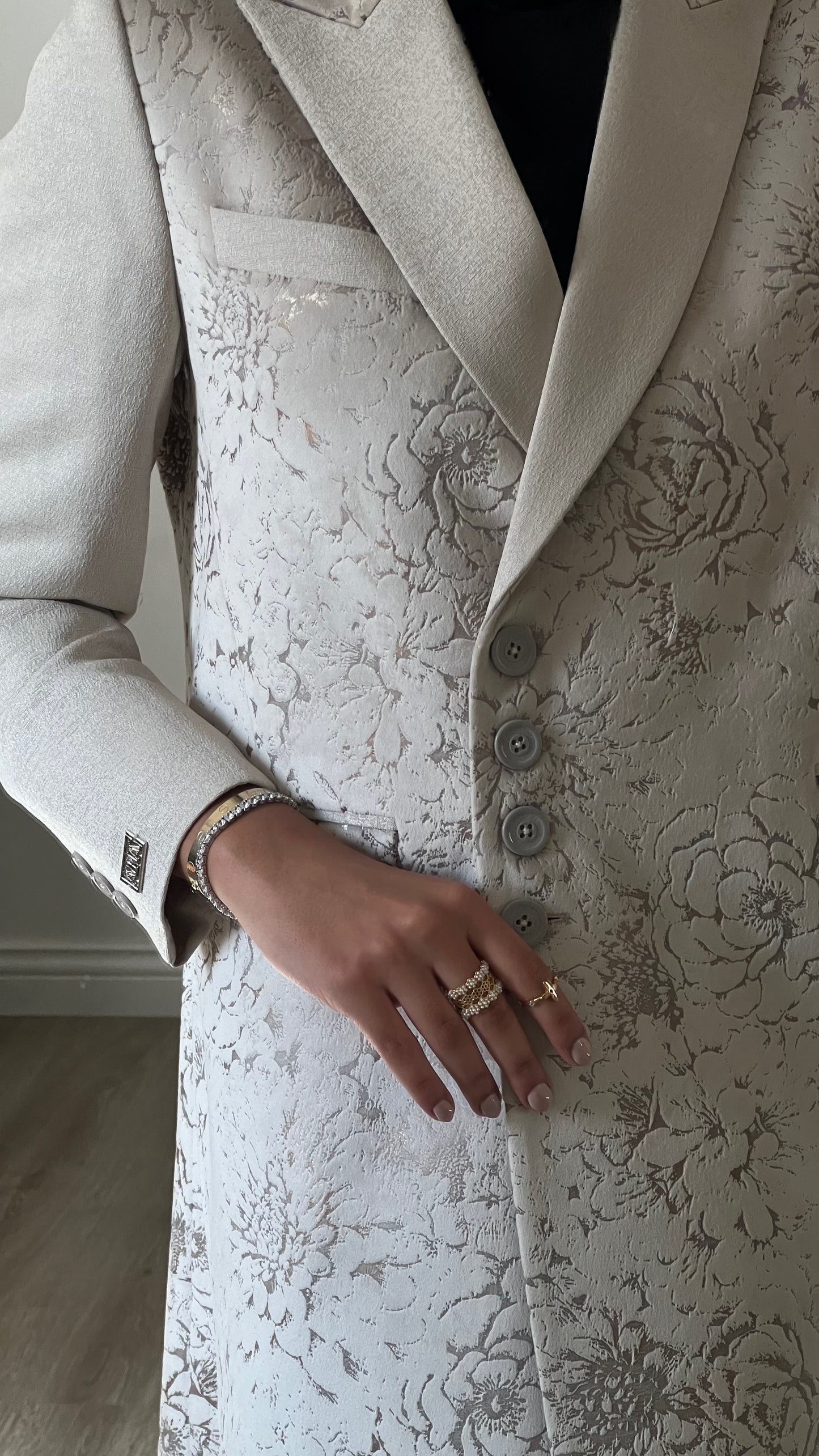 velvet floral blazer in beige