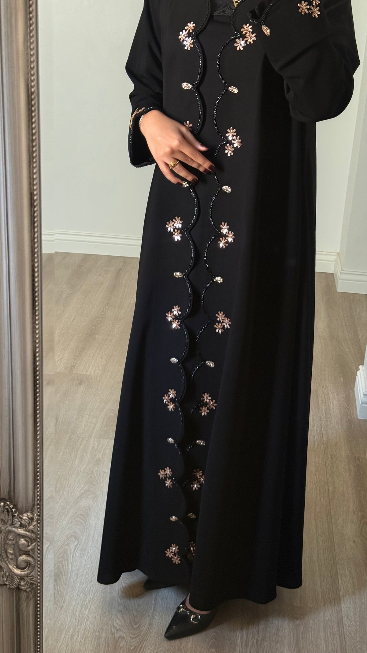 Midnight bloom abaya