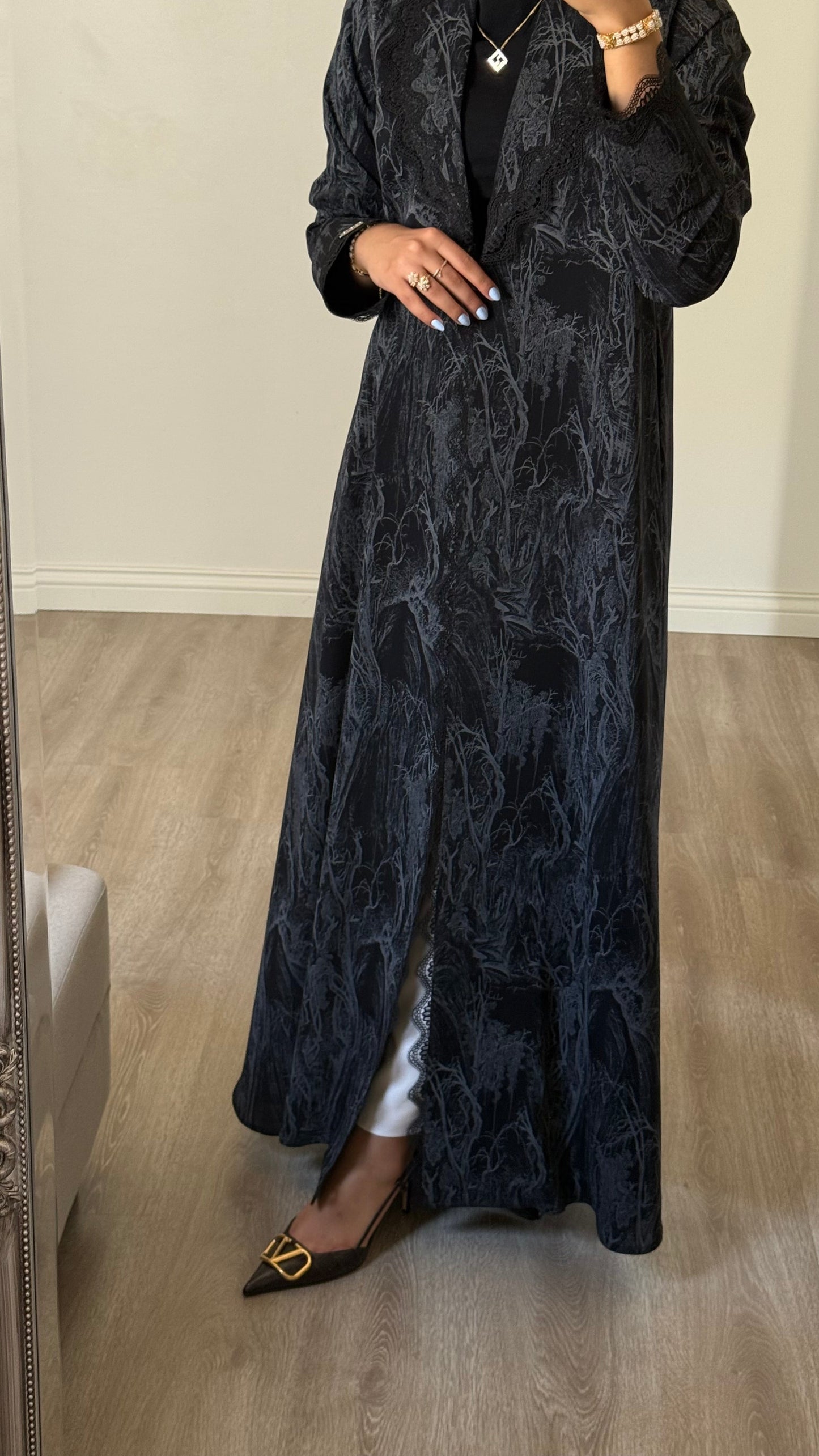 The Pearl Abaya