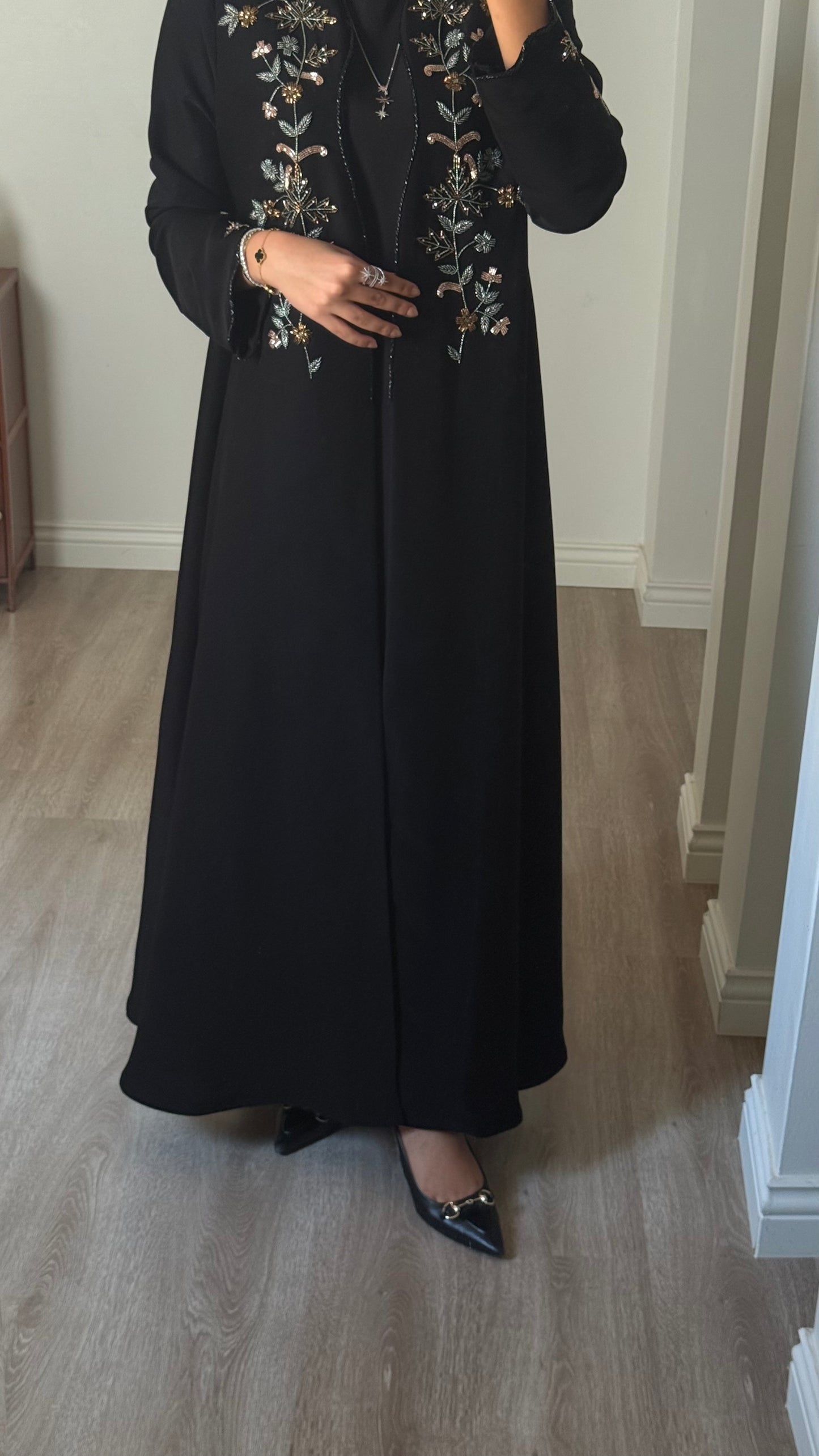 Golden Vine abaya