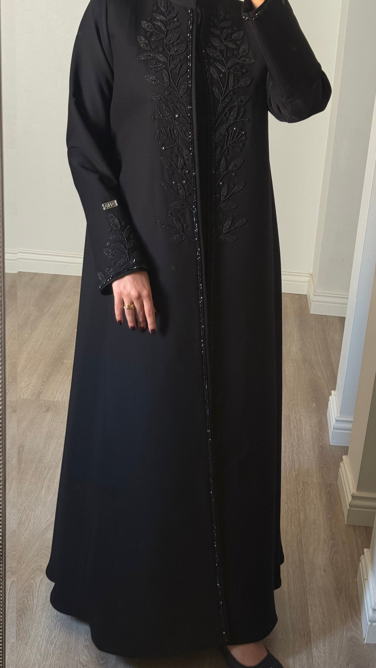 Leaf - Black Abaya