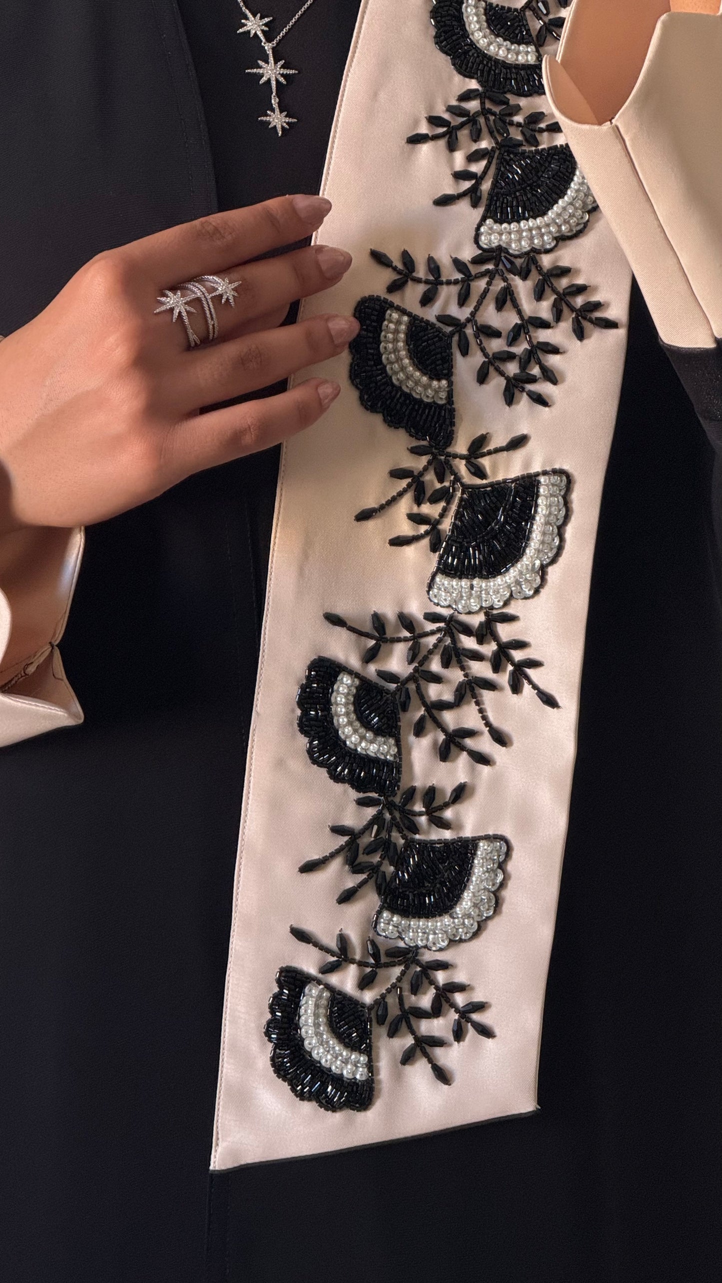 Selene abaya