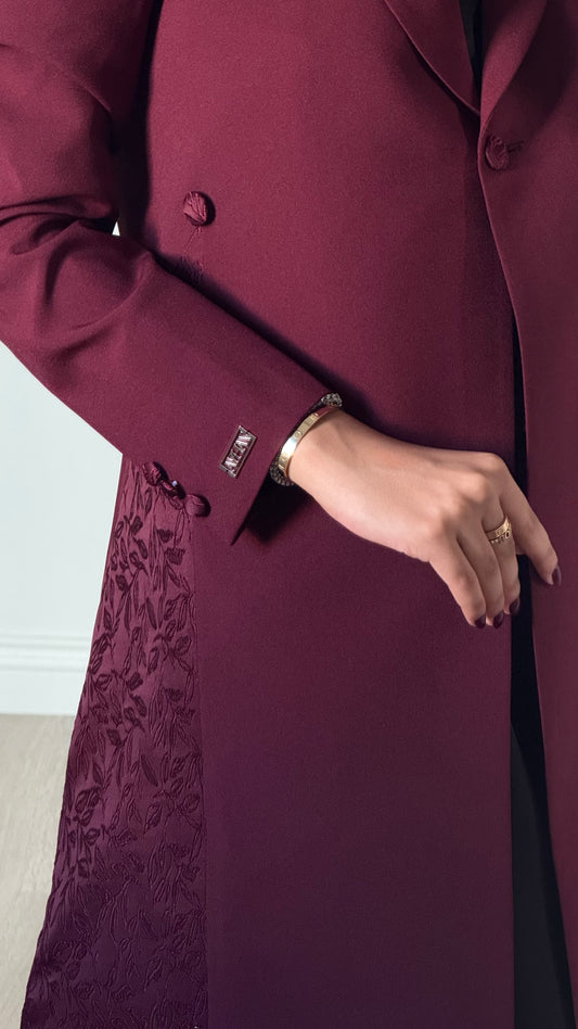 Maroon belle